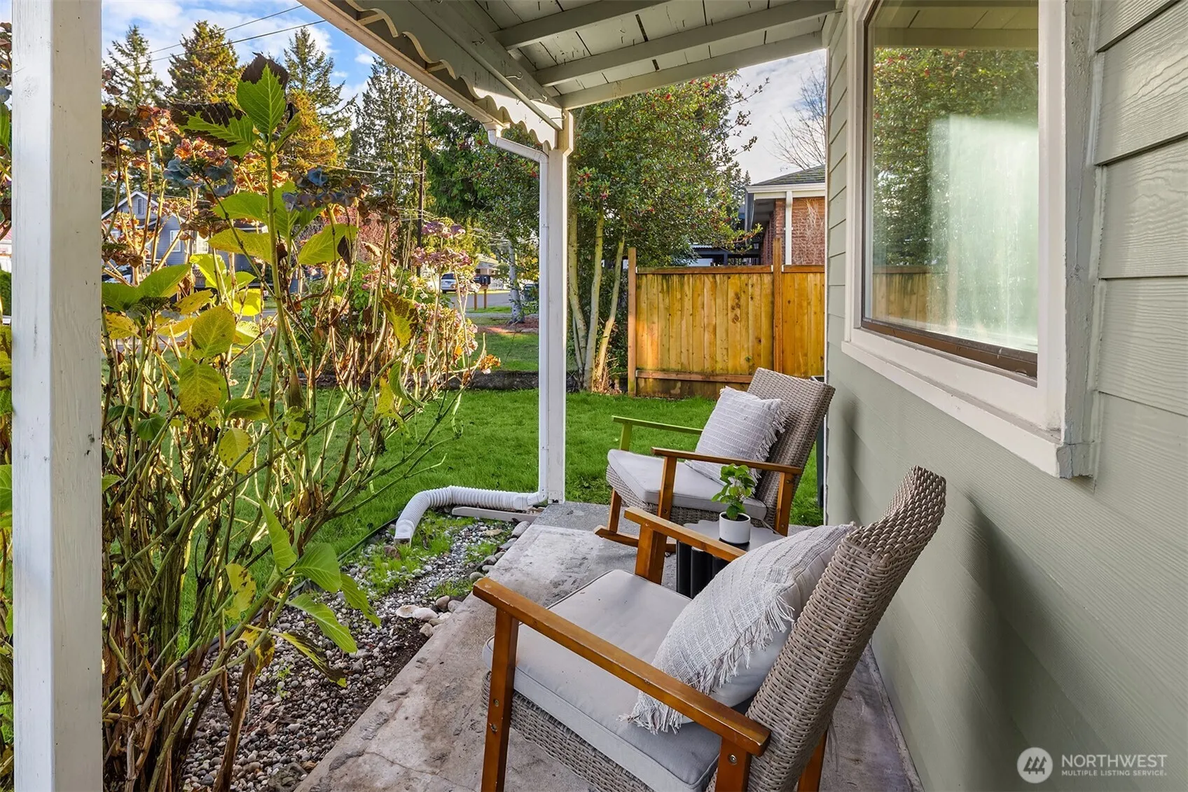 Property photo for 12203 21st Avenue S, Seattle photo 2