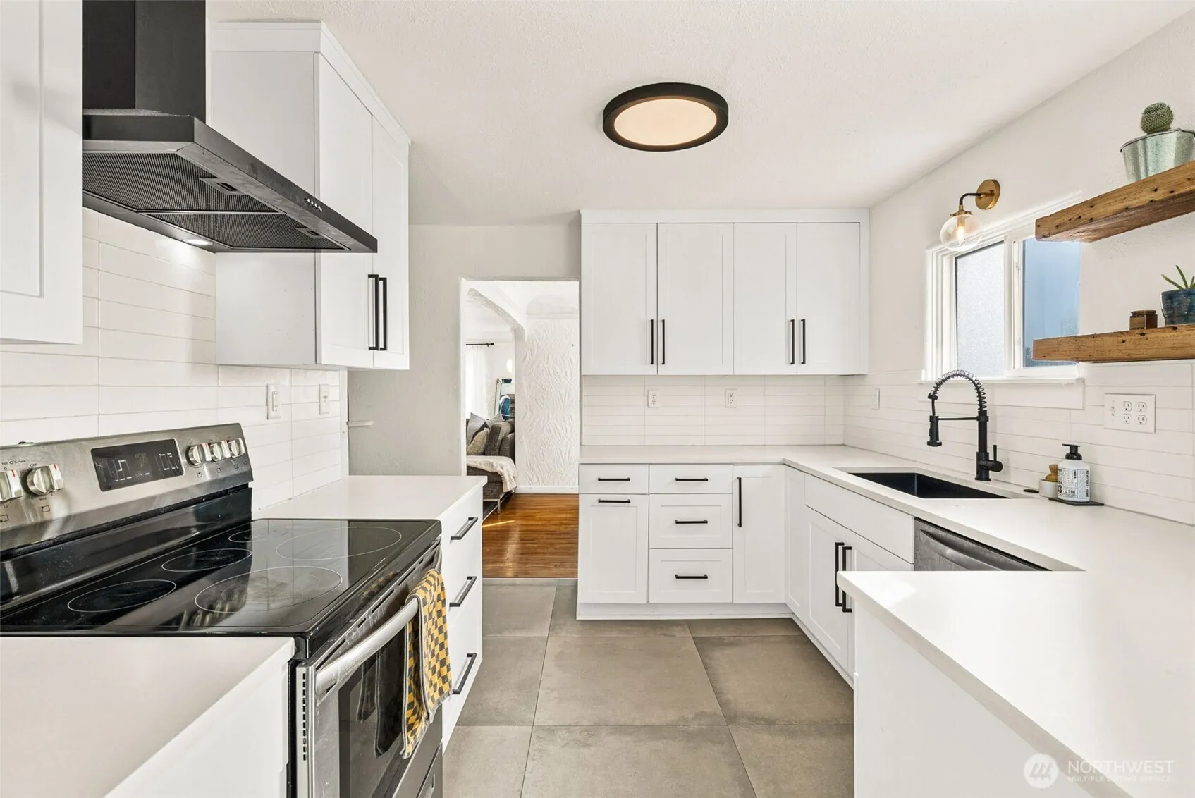 Property photo for 101 S 58th Street, Tacoma photo 5