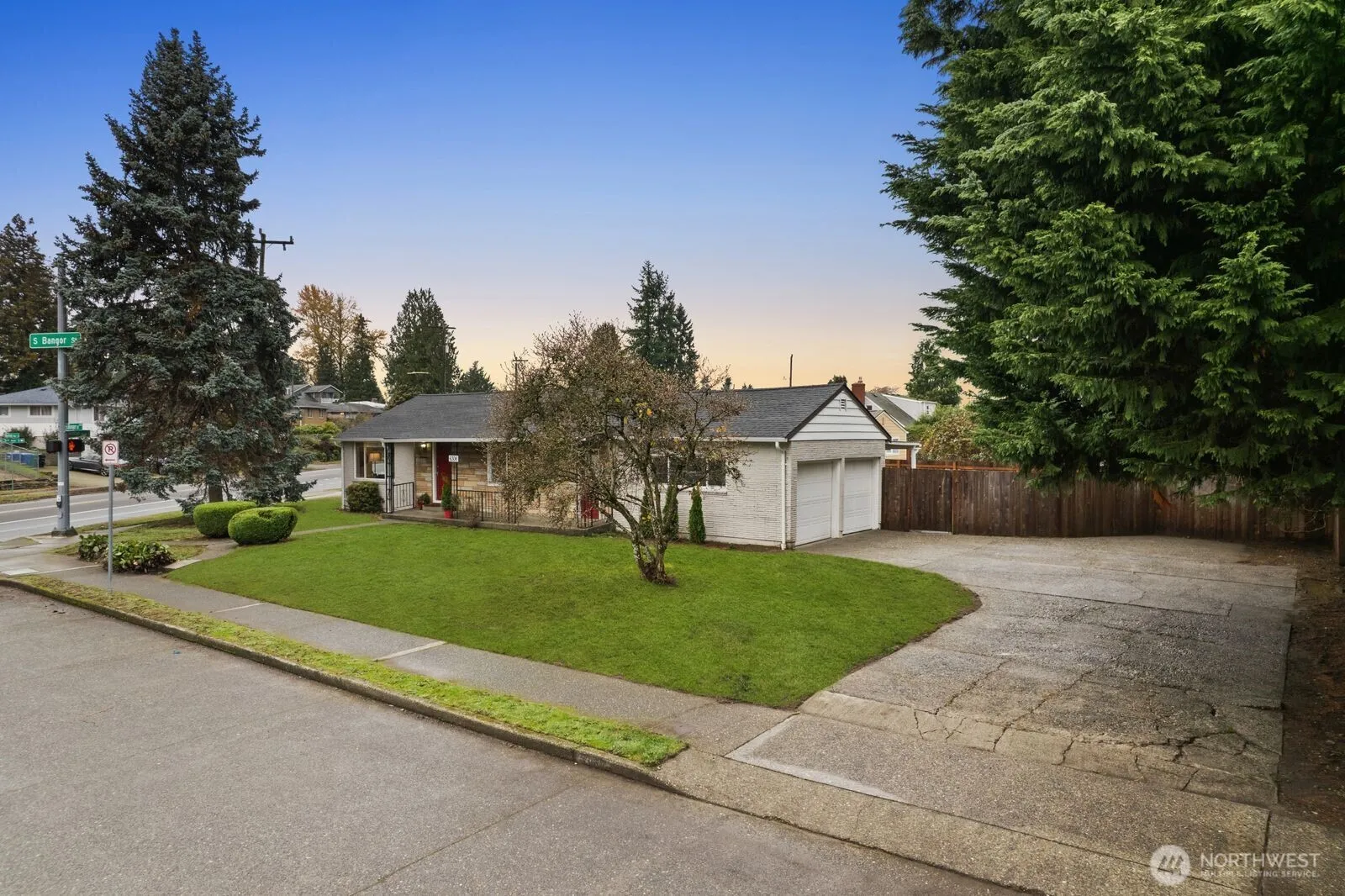Property photo for 6306 S Bangor Street, Seattle photo 3