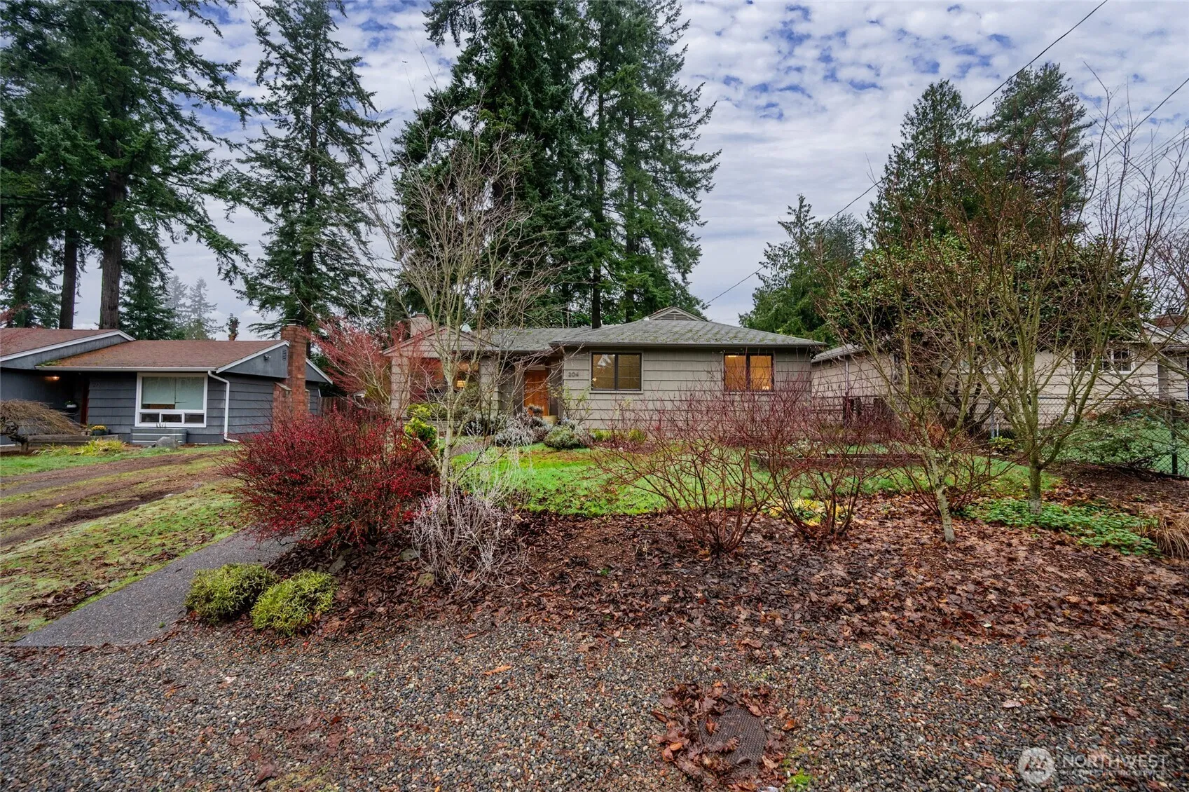 Property photo for 204 Nw 131st Street, Seattle photo 2
