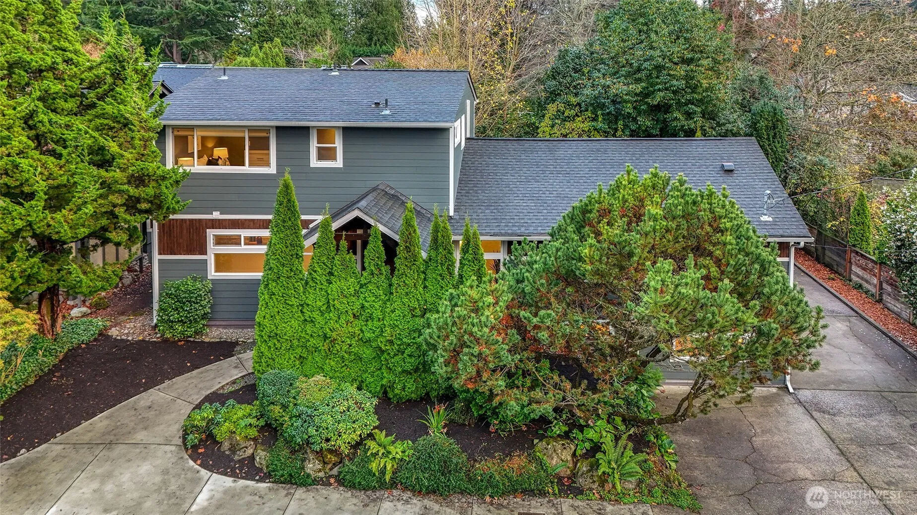 Property photo for 5503 Ne 58th Street, Seattle