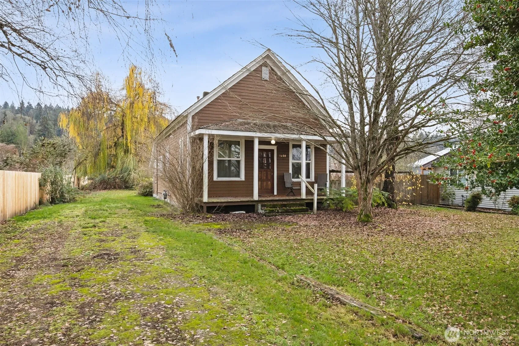 Property photo for 1408 12th Avenue Se, Puyallup photo 3