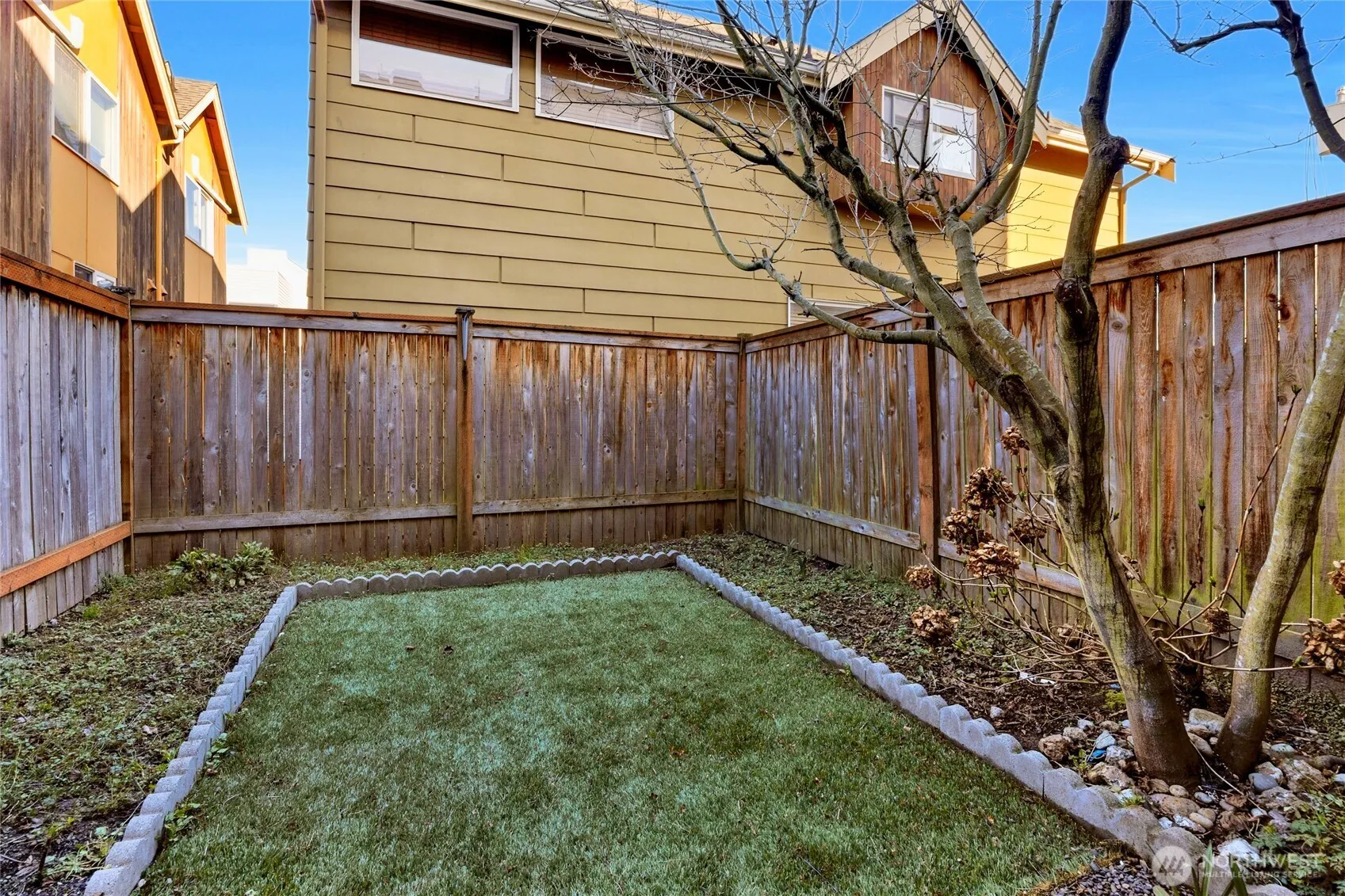 Property photo for 3604 22nd Avenue W, Seattle photo 4