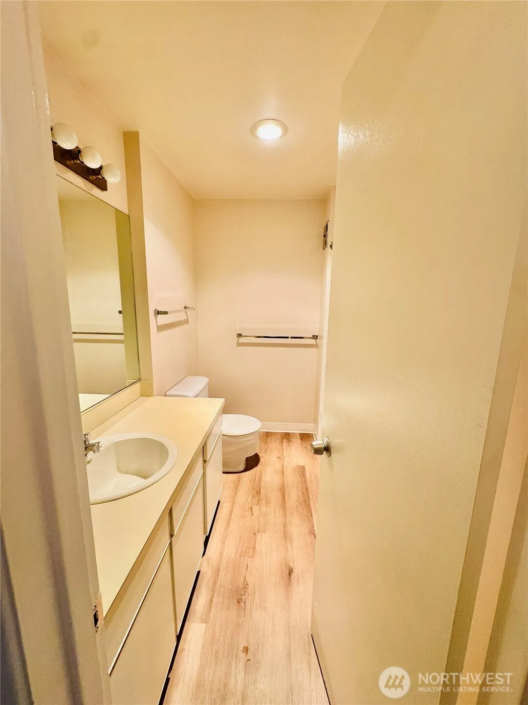 Property photo for 322 N 134th Street #203, Seattle photo 5