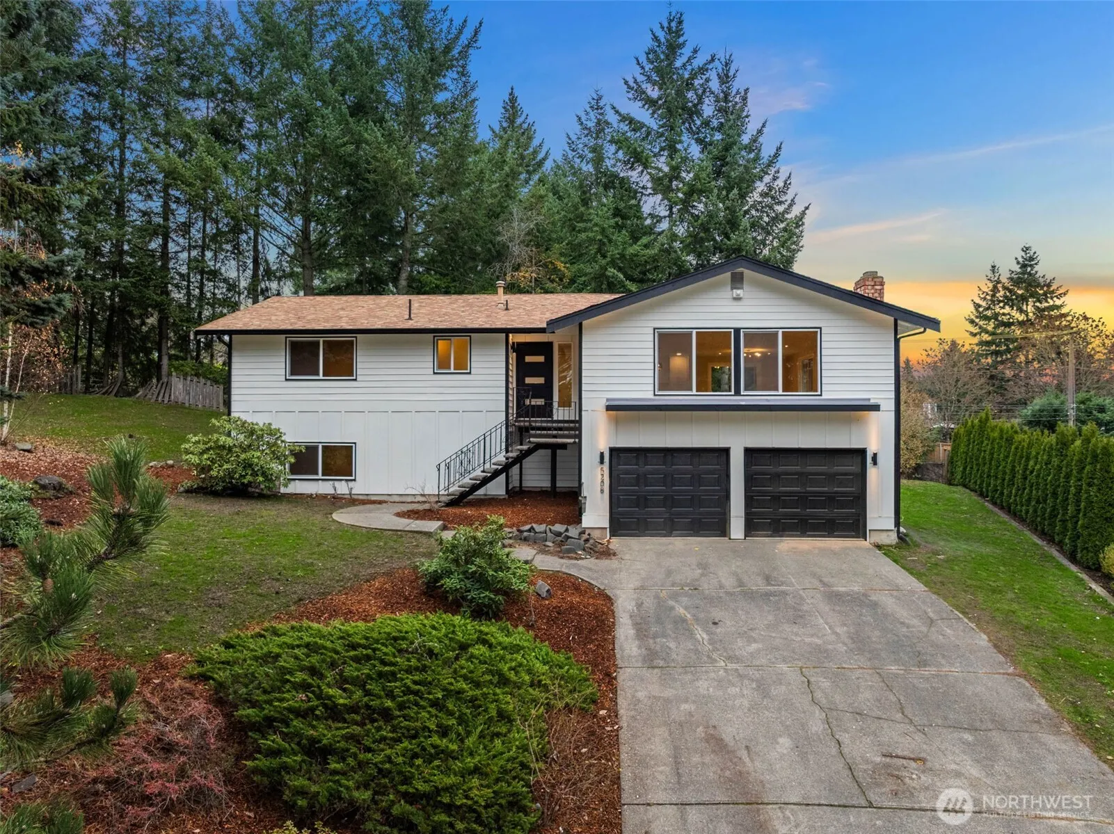 Property photo for 5208 66th Avenue W, University Place photo 2