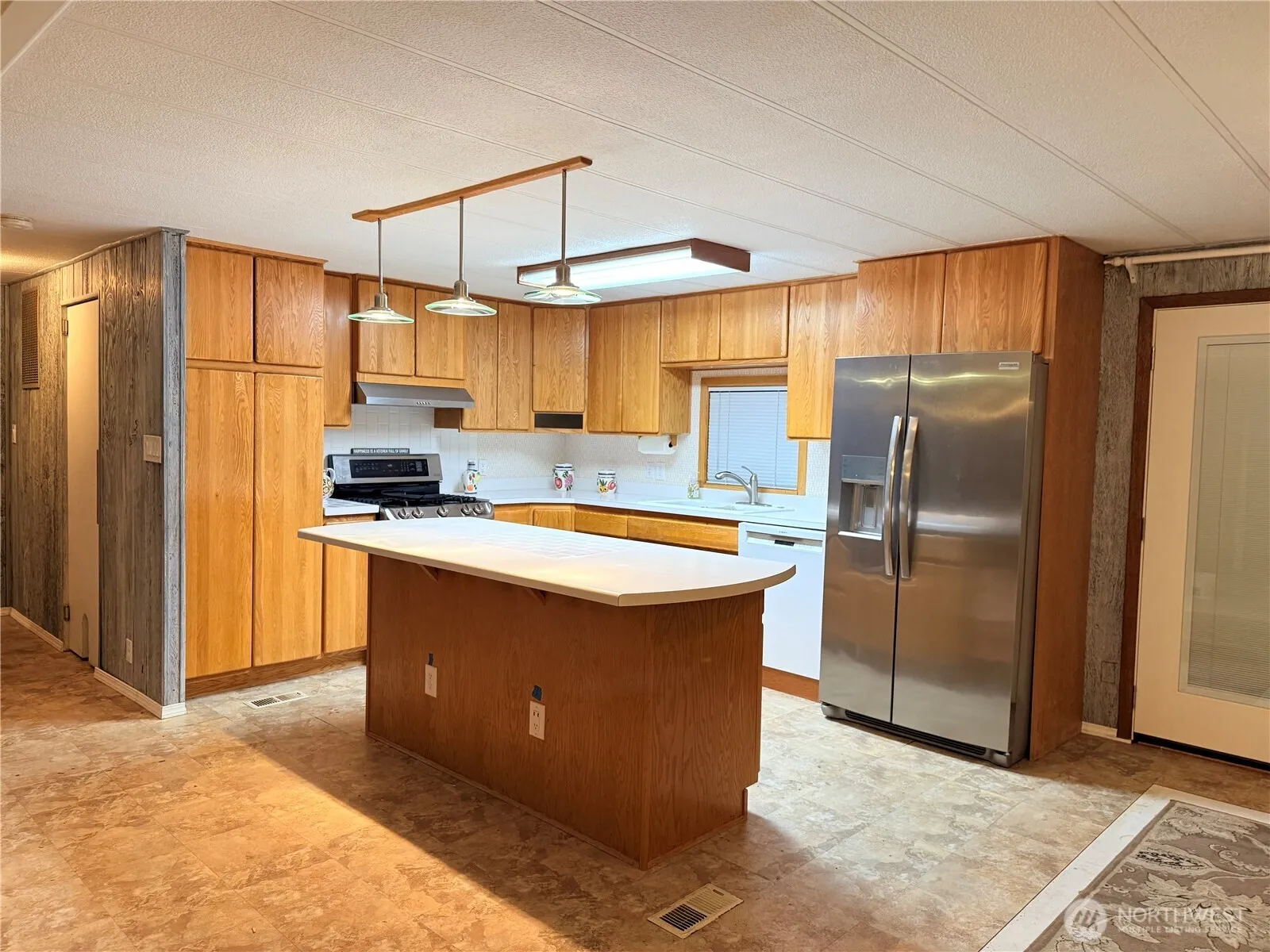 Property photo for 411 Sw College Avenue, Wilbur photo 2