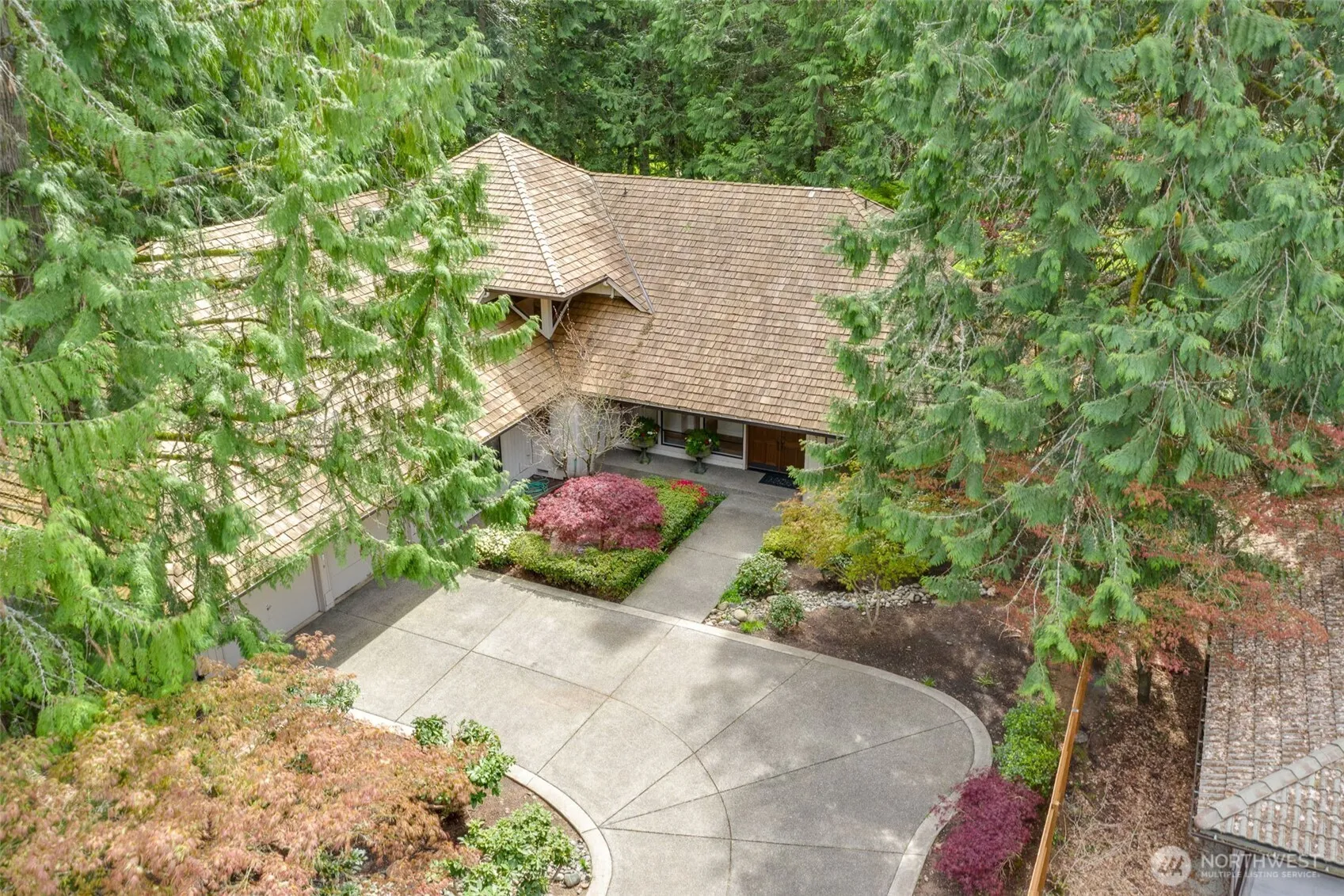 Property photo for 21845 Ne 30th Place, Sammamish photo 3