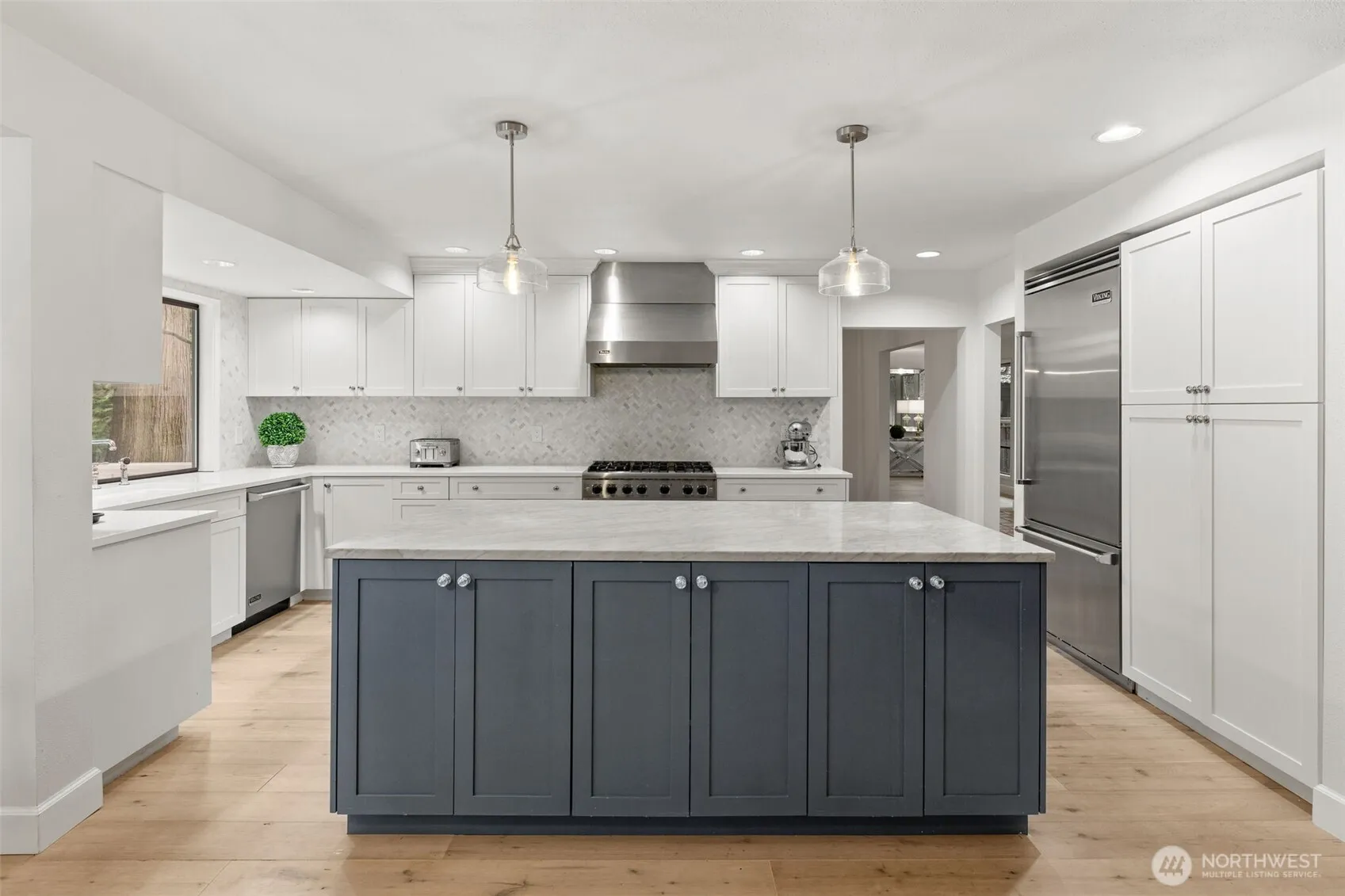Property photo for 21845 Ne 30th Place, Sammamish