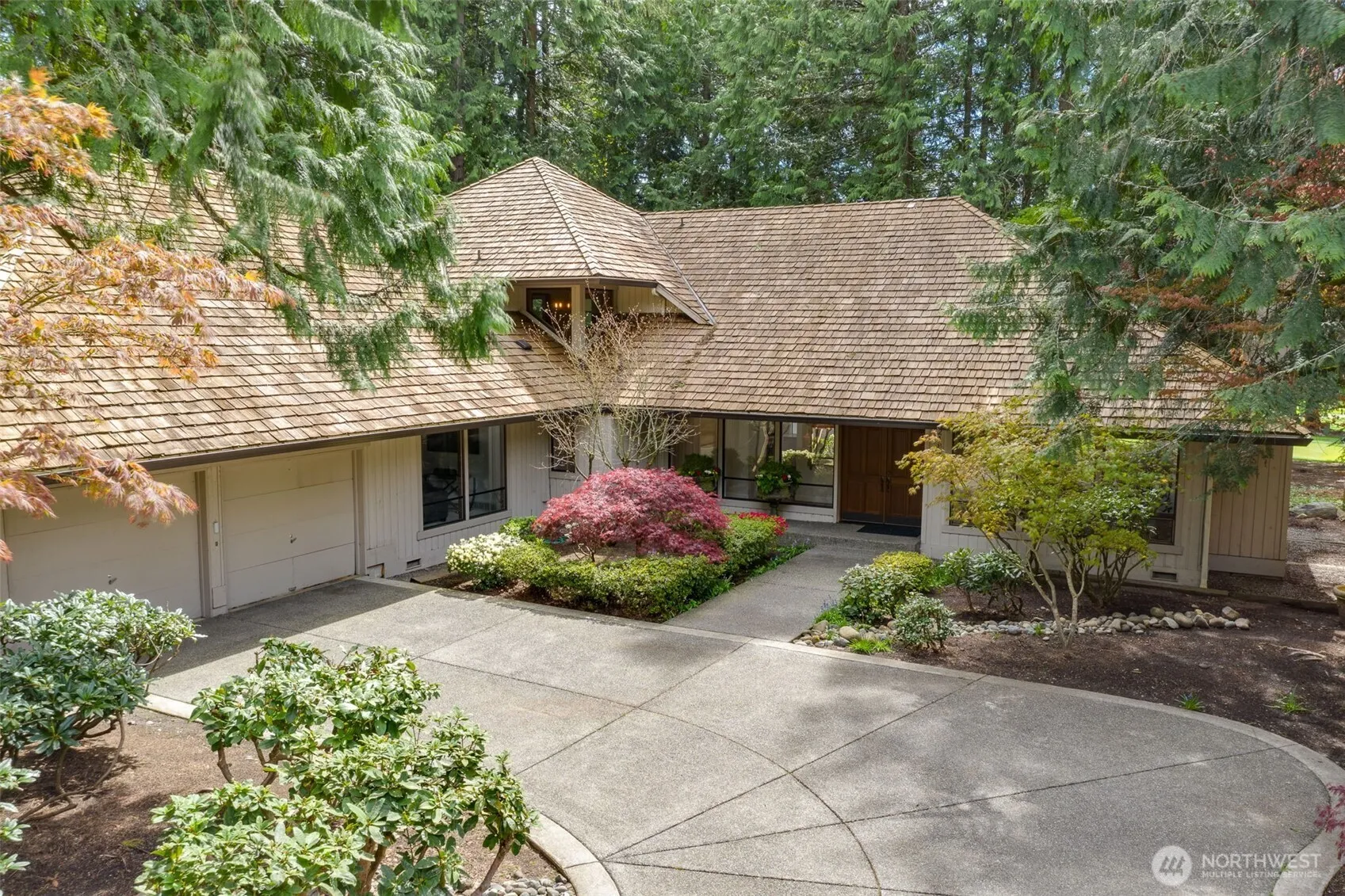 Property photo for 21845 Ne 30th Place, Sammamish photo 2