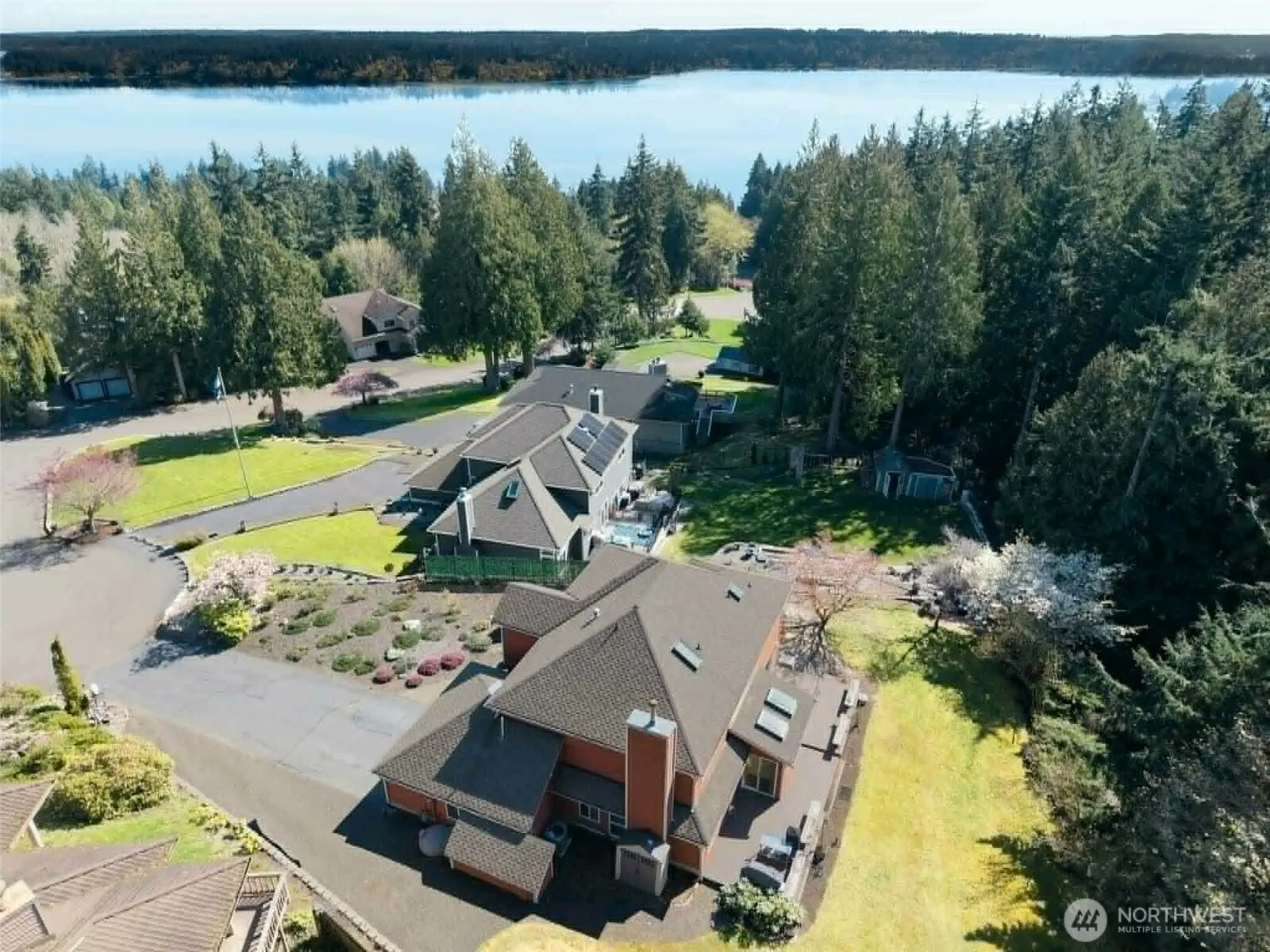 Property photo for 6494 Windward Place Nw, Bremerton photo 4