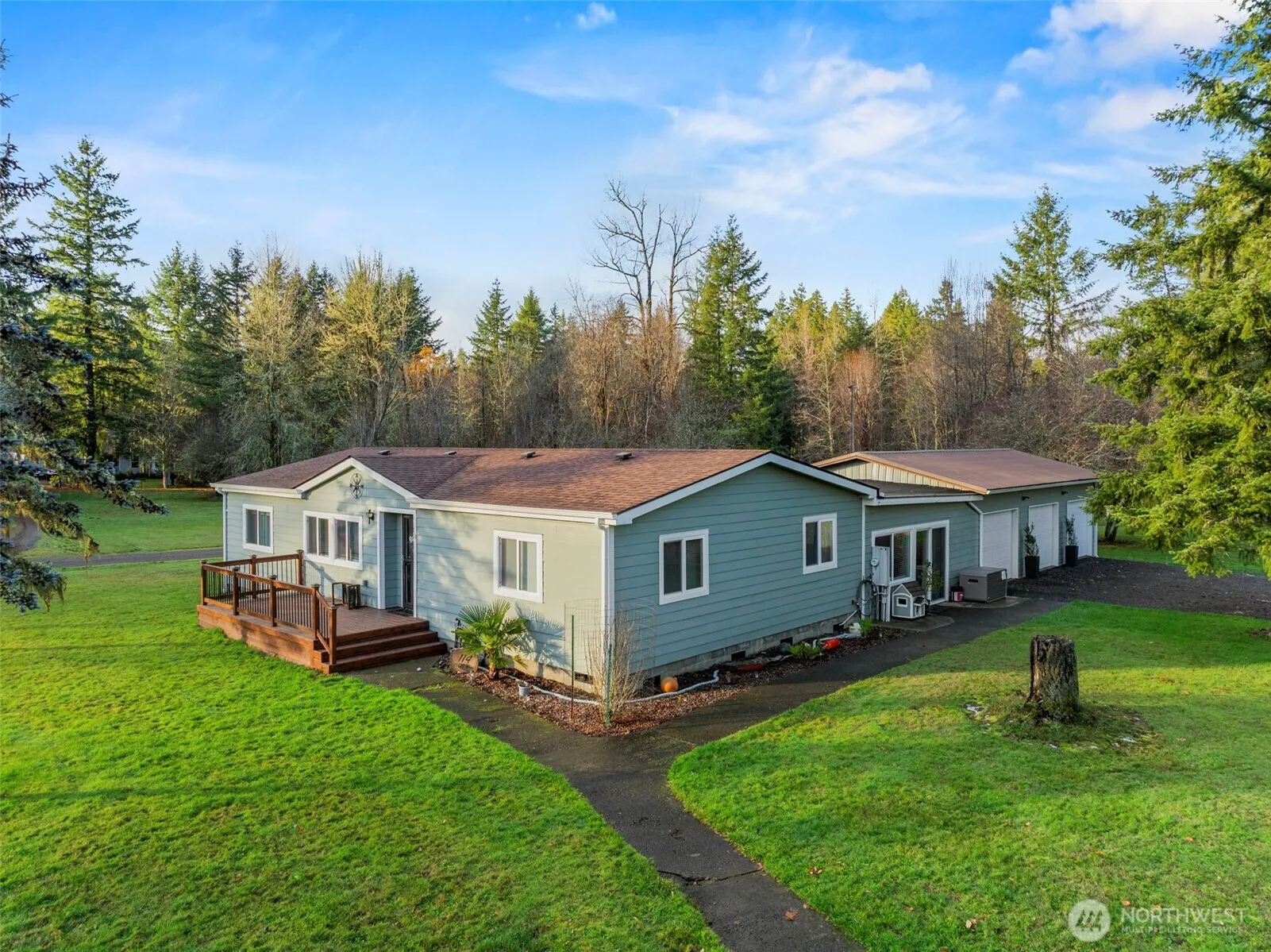 Property photo for 114 6th St W, Ryderwood