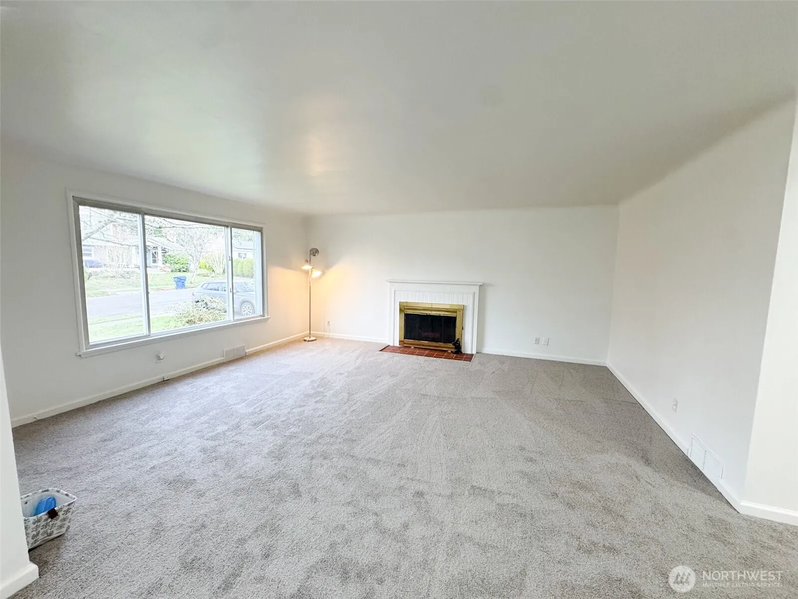 Property photo for 10218 34 Avenue Sw, Seattle photo 5