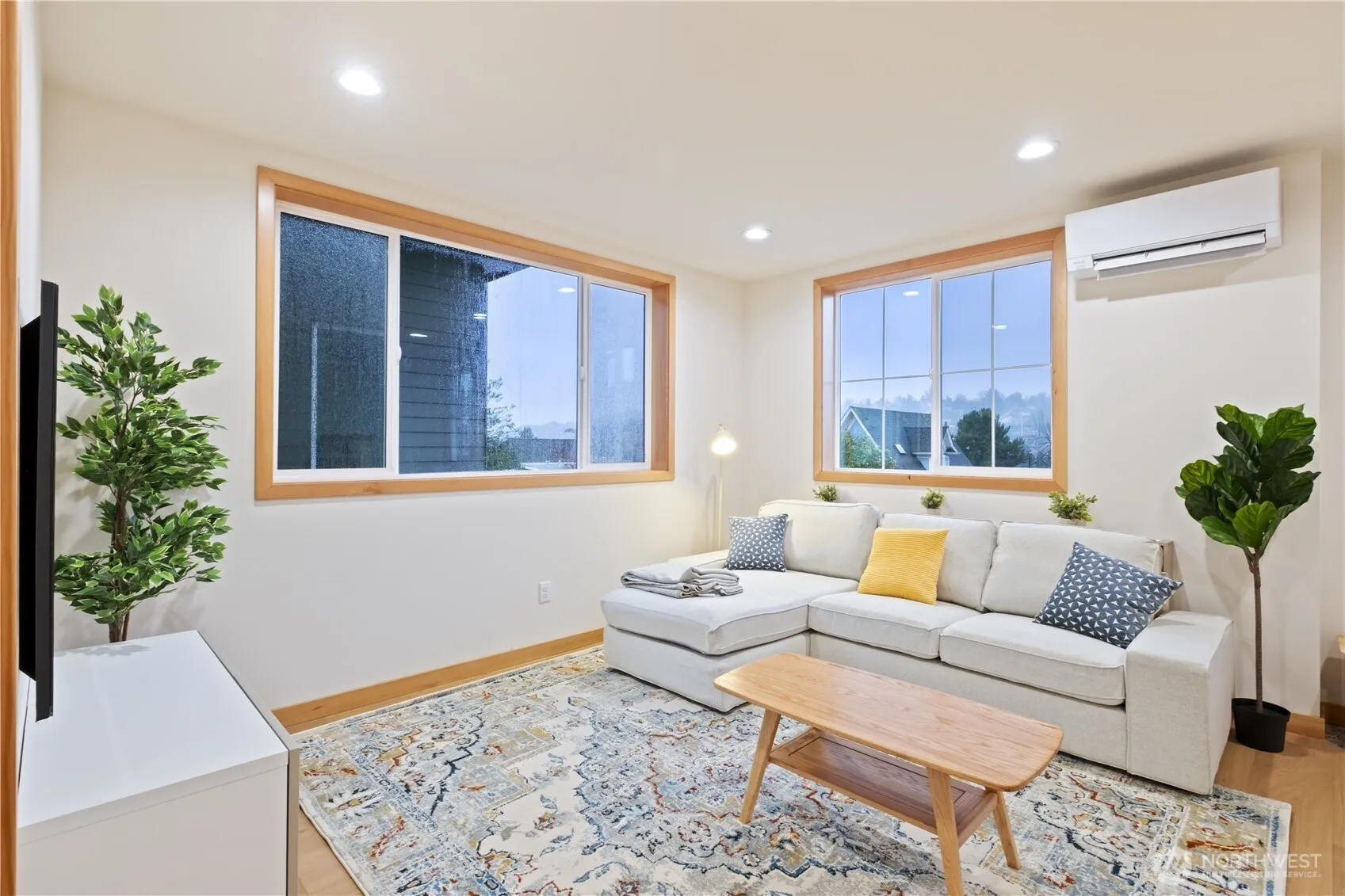 Property photo for 2844 22nd Avenue W, Seattle photo 5