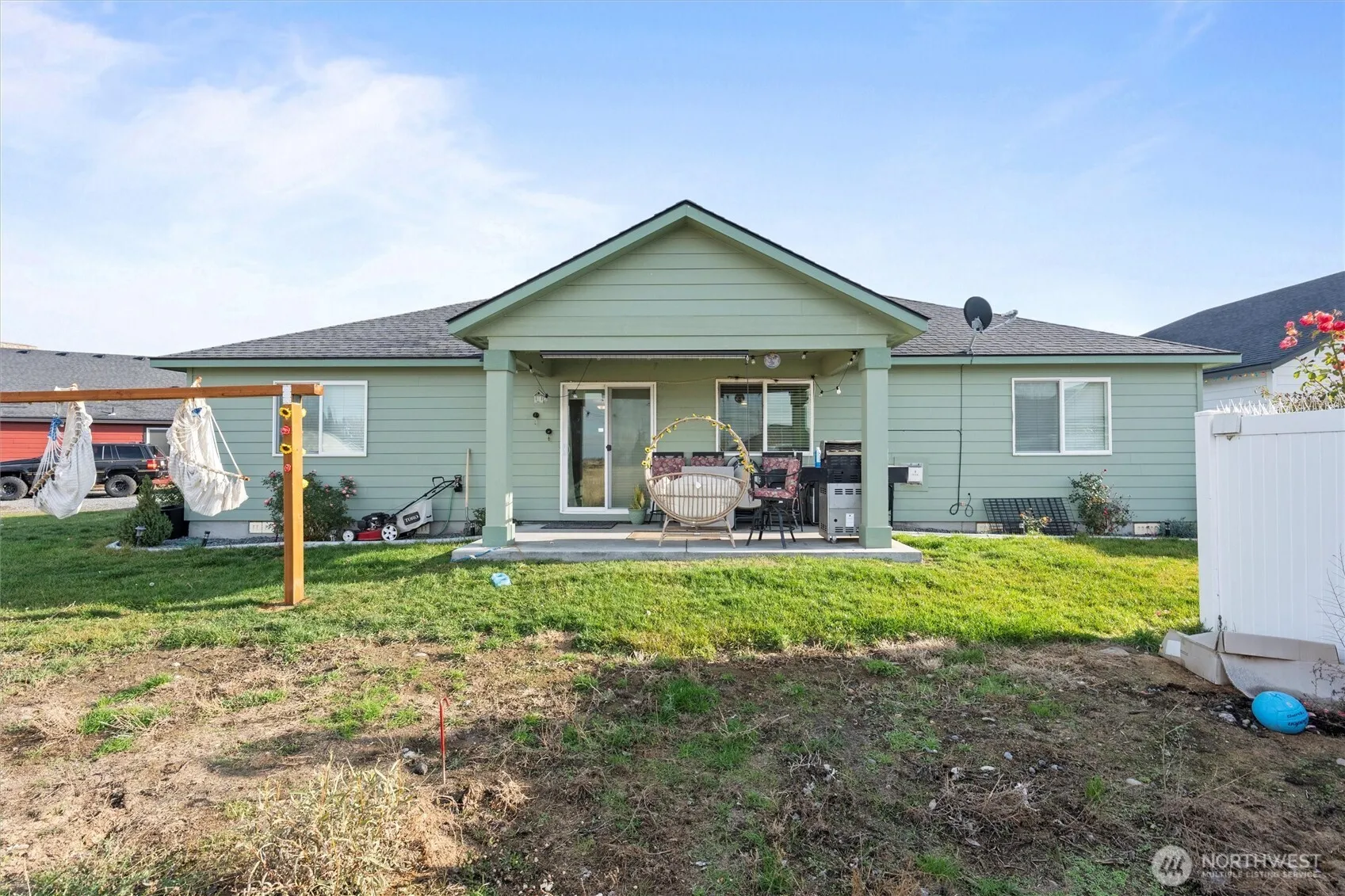 Property photo for 3304 W Crabapple Court, Moses Lake photo 2