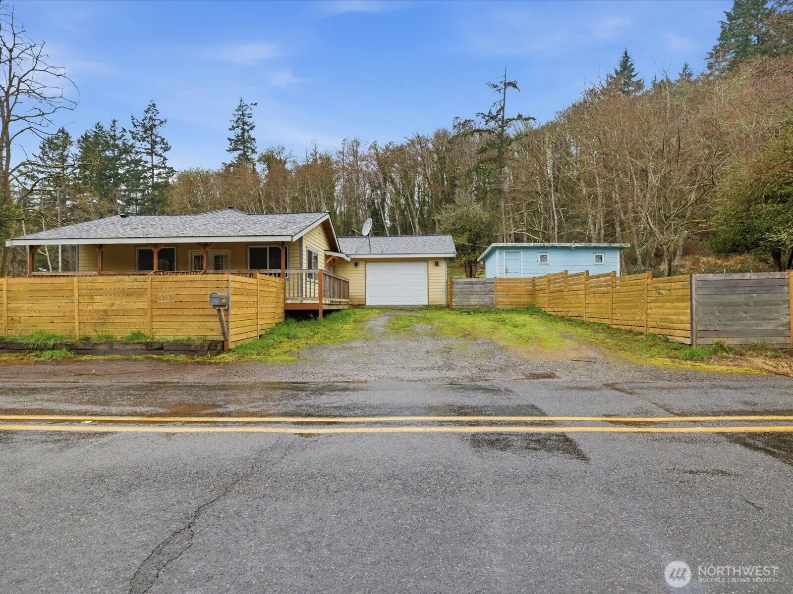 Property photo for 16602 - 16608 Delano Road, Lakebay photo 2