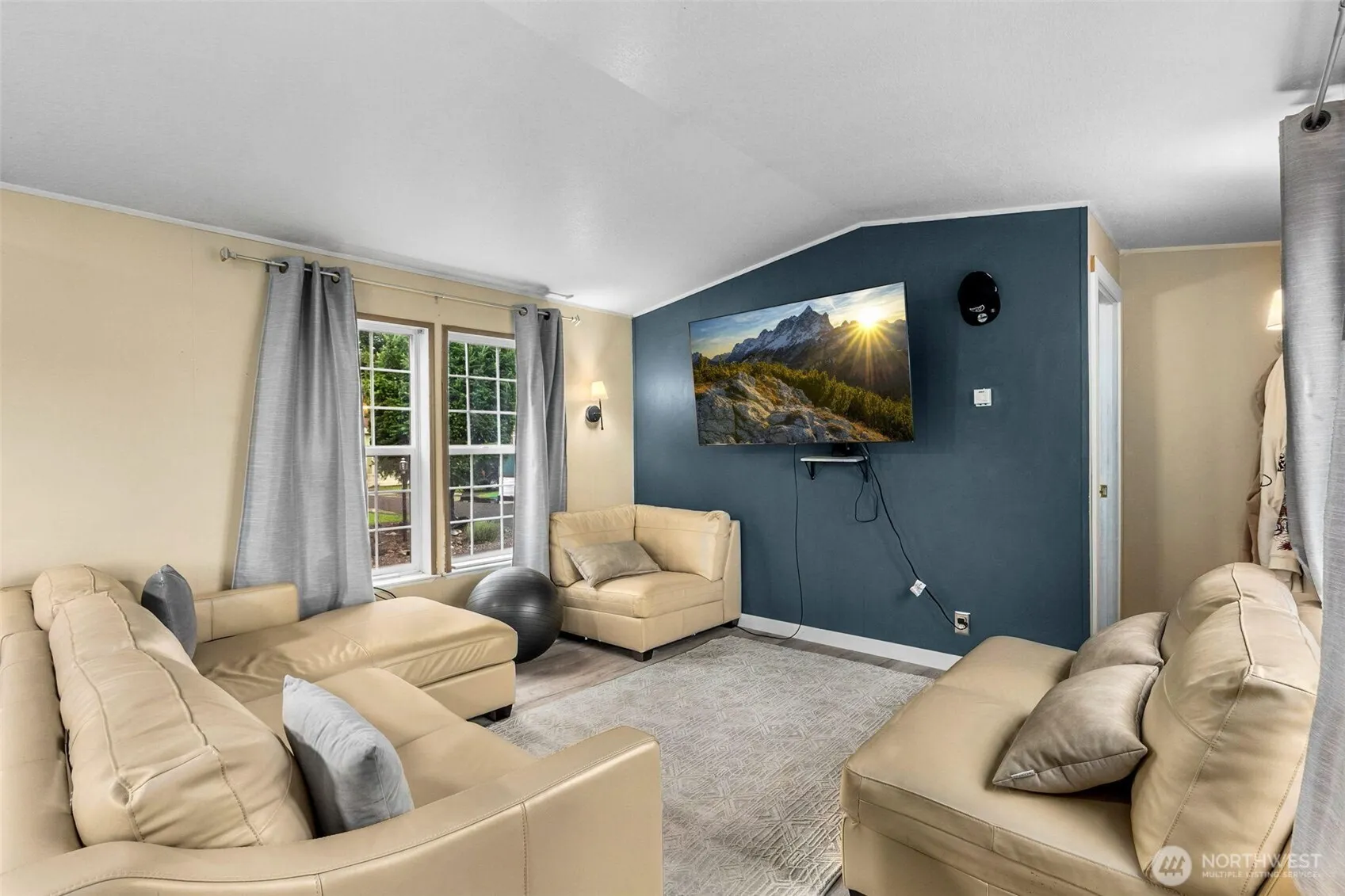 Property photo for 10716 16th Avenue Ct S #21, Tacoma photo 3