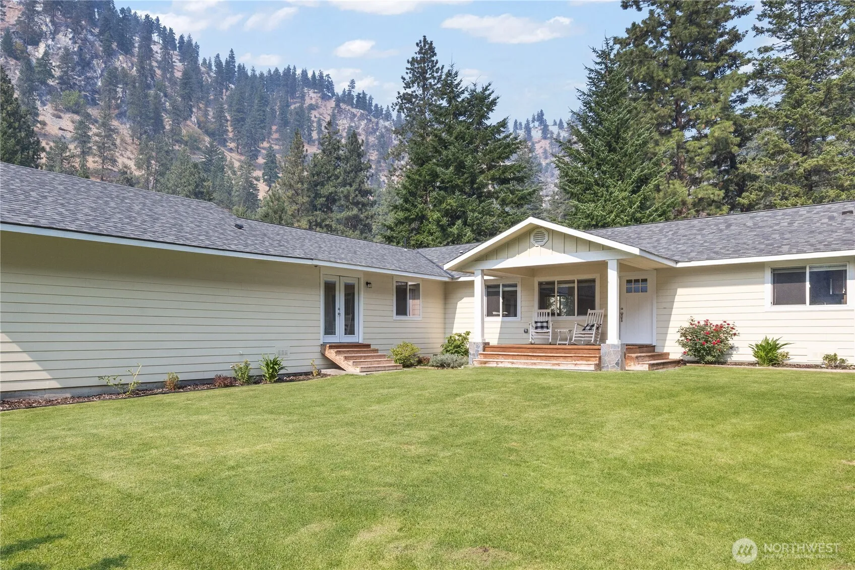 Property photo for 4621 Navarre Coulee Road, Chelan photo 3