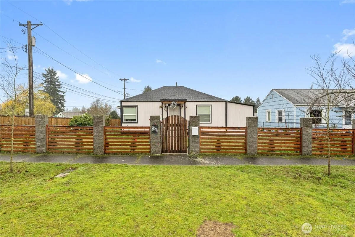 4640 E G Street, Tacoma