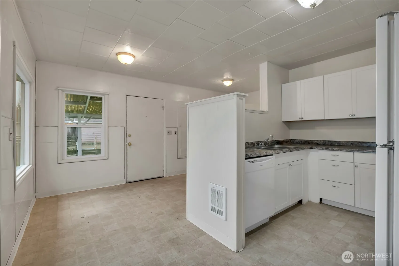 Property photo for 4054 S G Street, Tacoma photo 5