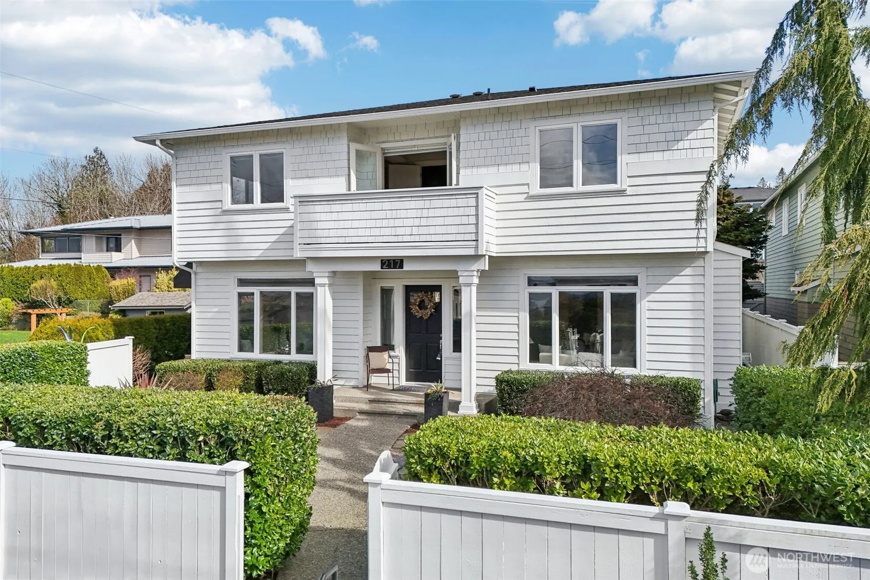 Property photo for 217 9th Avenue S, Edmonds