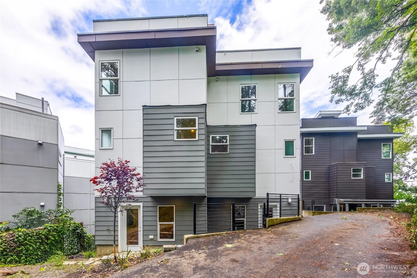 Property photo for 1015 Sturgus Avenue S #a, Seattle