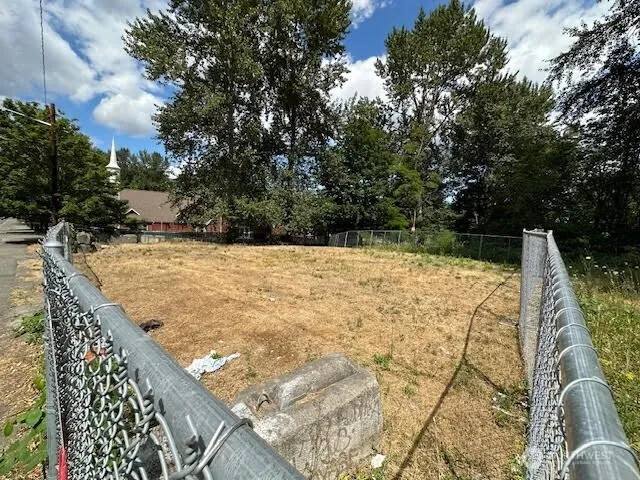 Property photo for 1 St & Myers Way S, Seattle photo 3