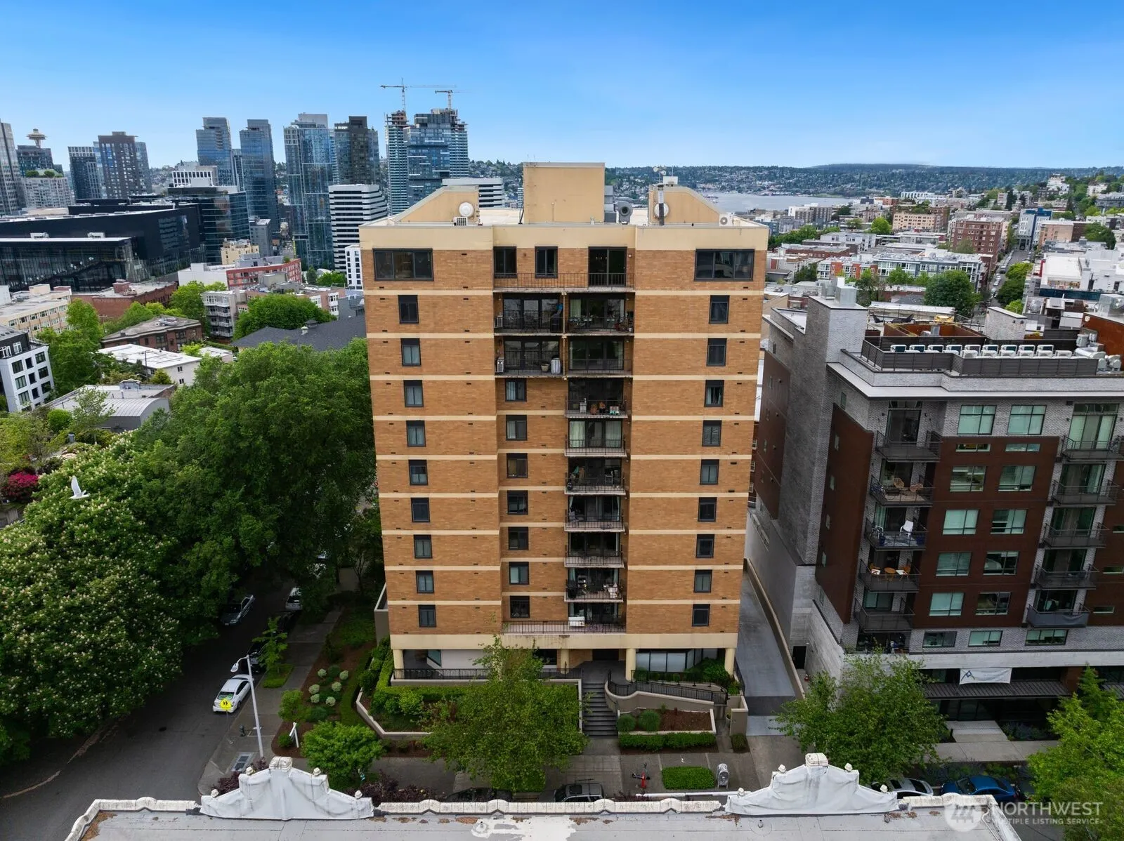 1300 University Street #11a, Seattle