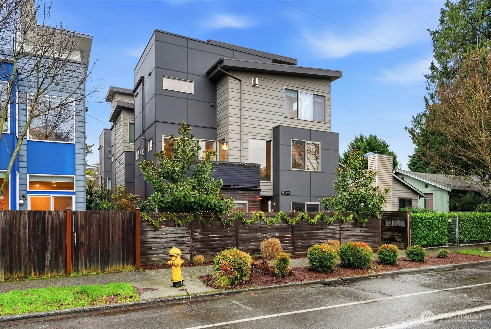 Property photo for 5634 Fauntleroy Way Sw #a, Seattle photo 2