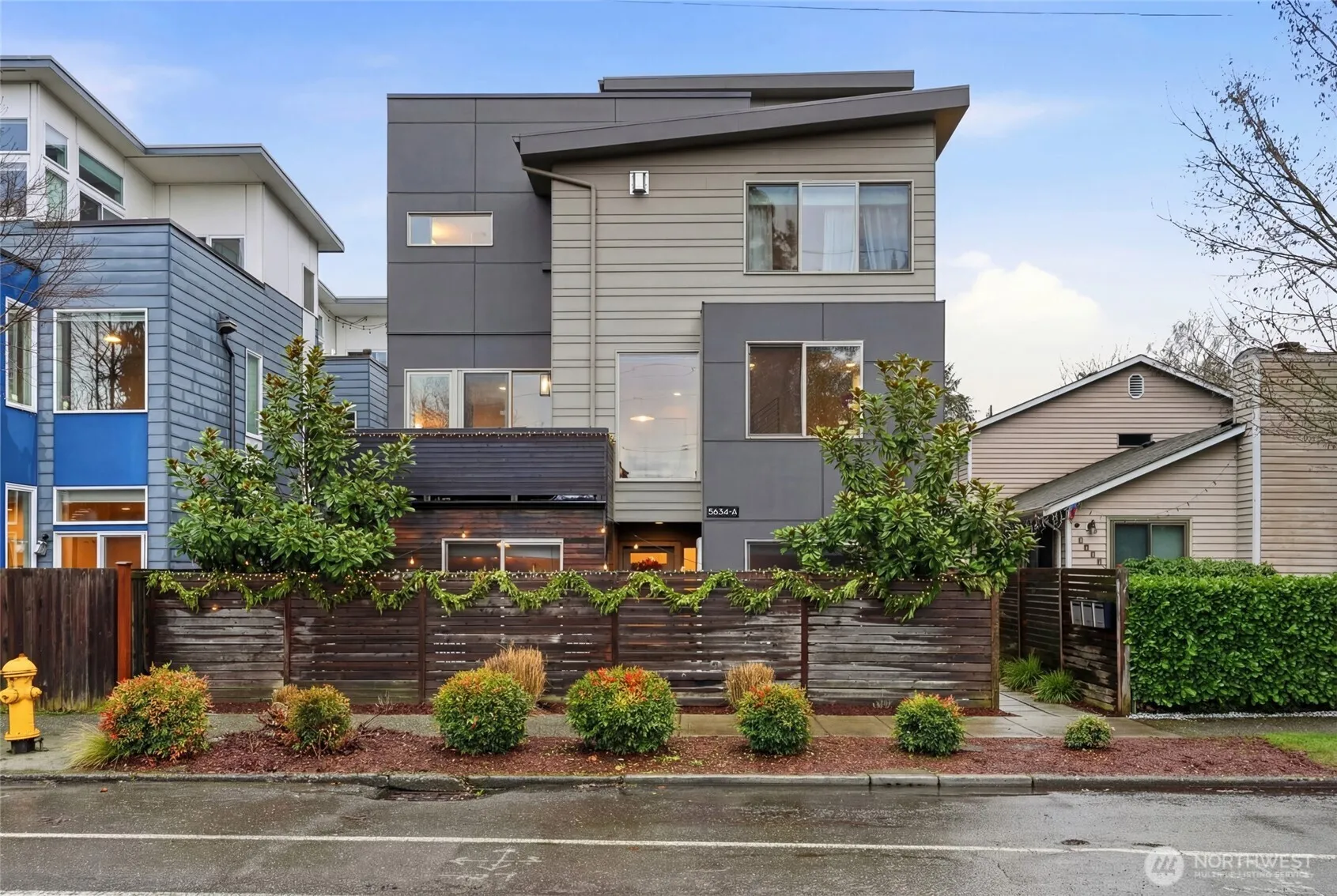 Property photo for 5634 Fauntleroy Way Sw #a, Seattle