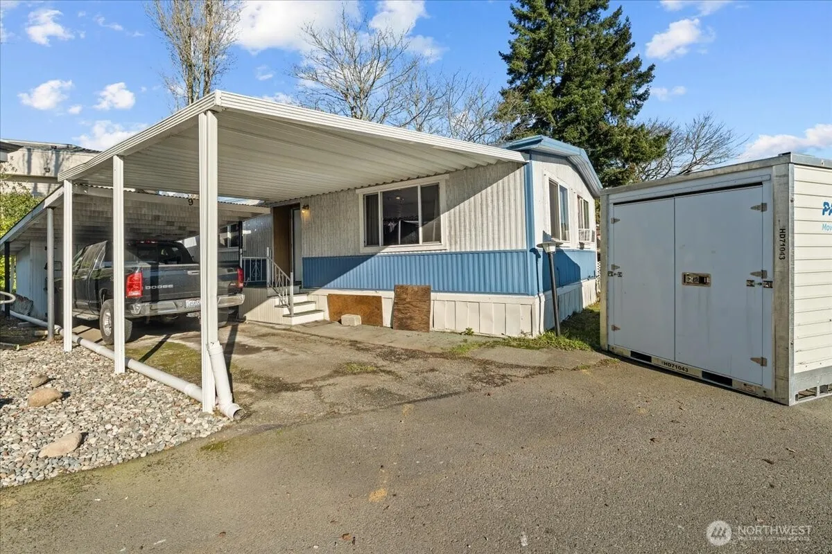 Property photo for 14322 Admiralty Way #9, Lynnwood photo 2