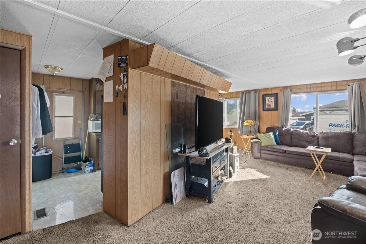 Property photo for 14322 Admiralty Way #9, Lynnwood photo 4