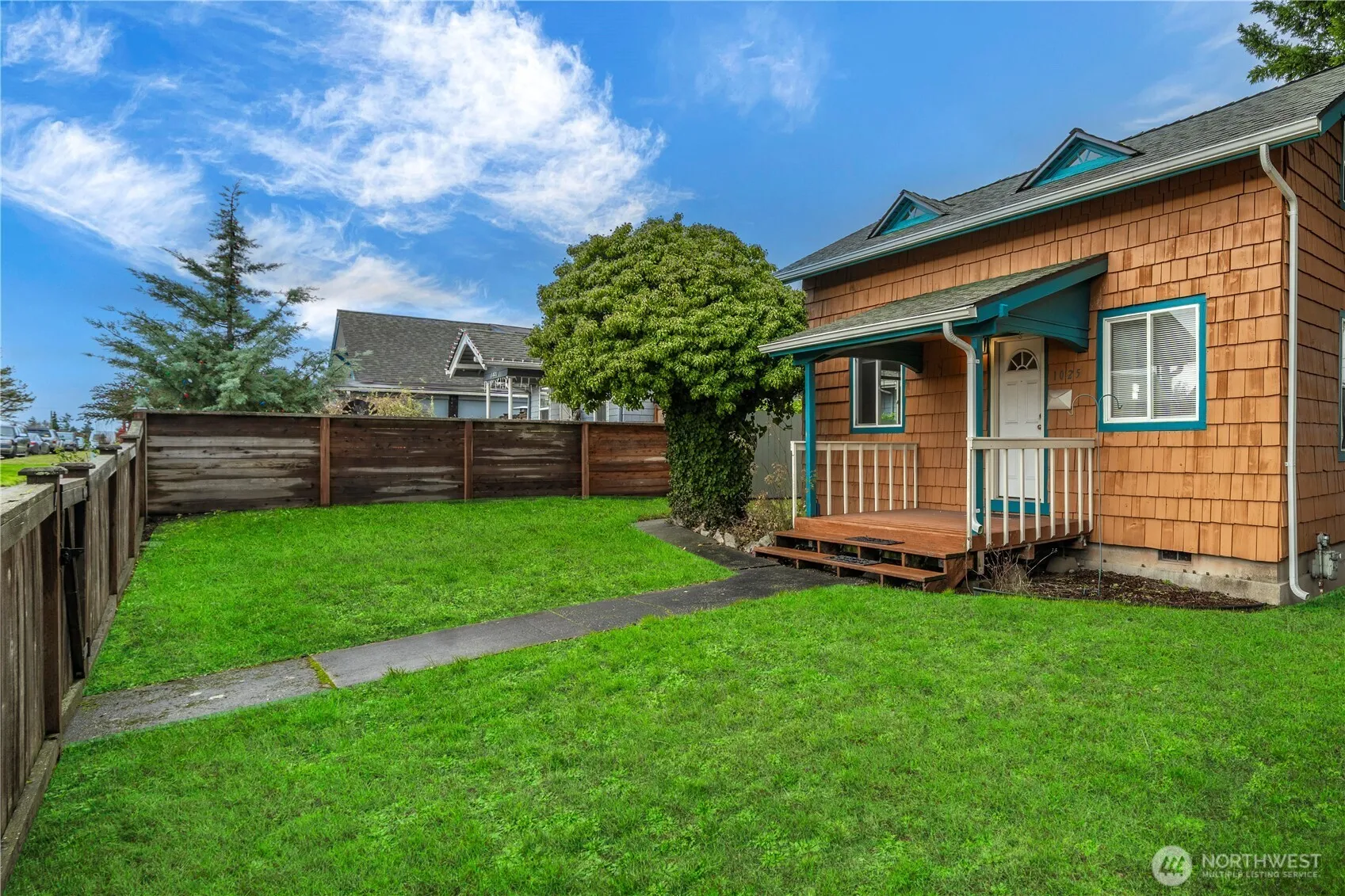 Property photo for 1025 E 54th Street, Tacoma photo 2