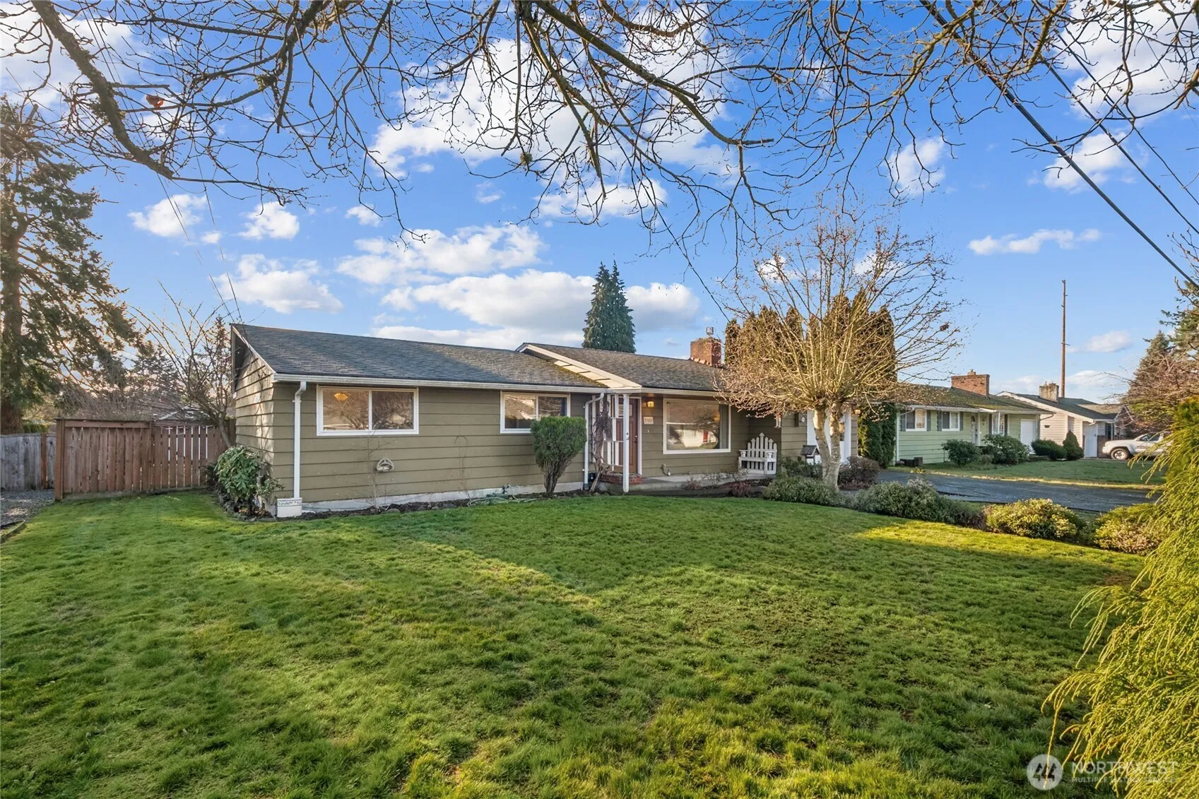 Property photo for 7410 22nd Street W, Tacoma photo 3