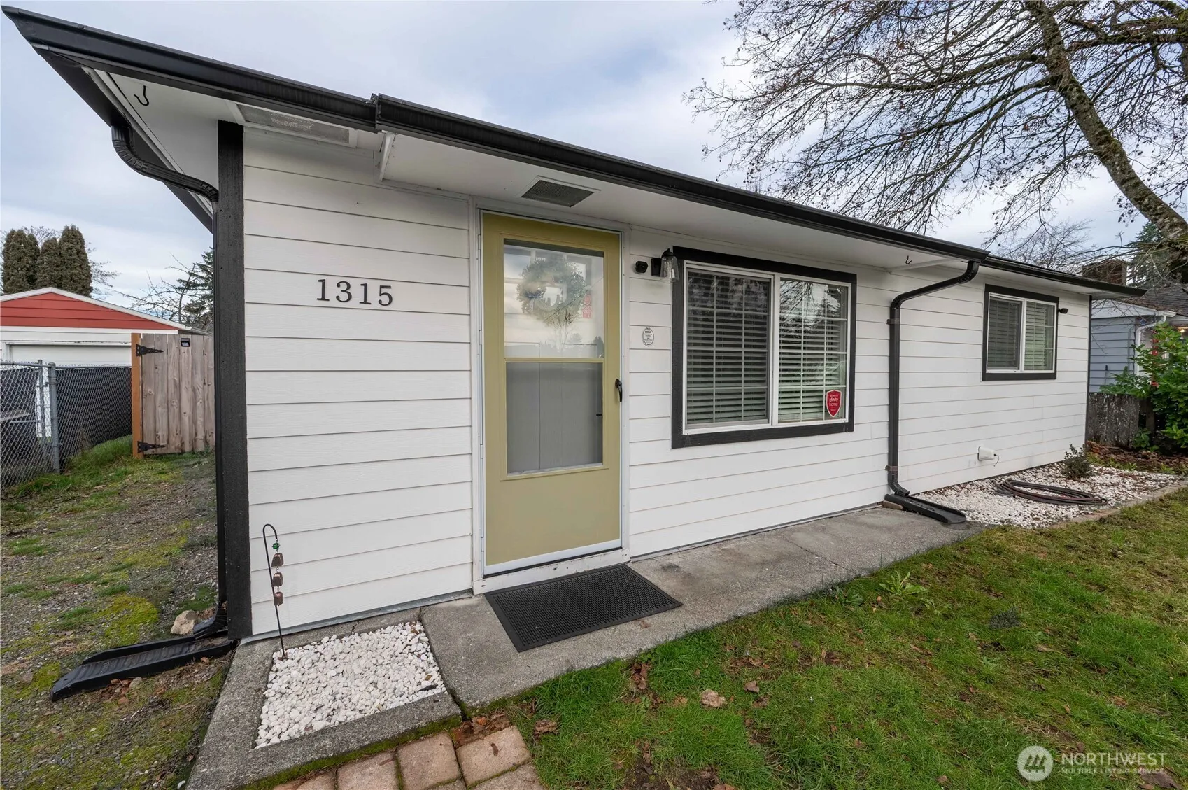 Property photo for 1315 118th Street S, Tacoma photo 2