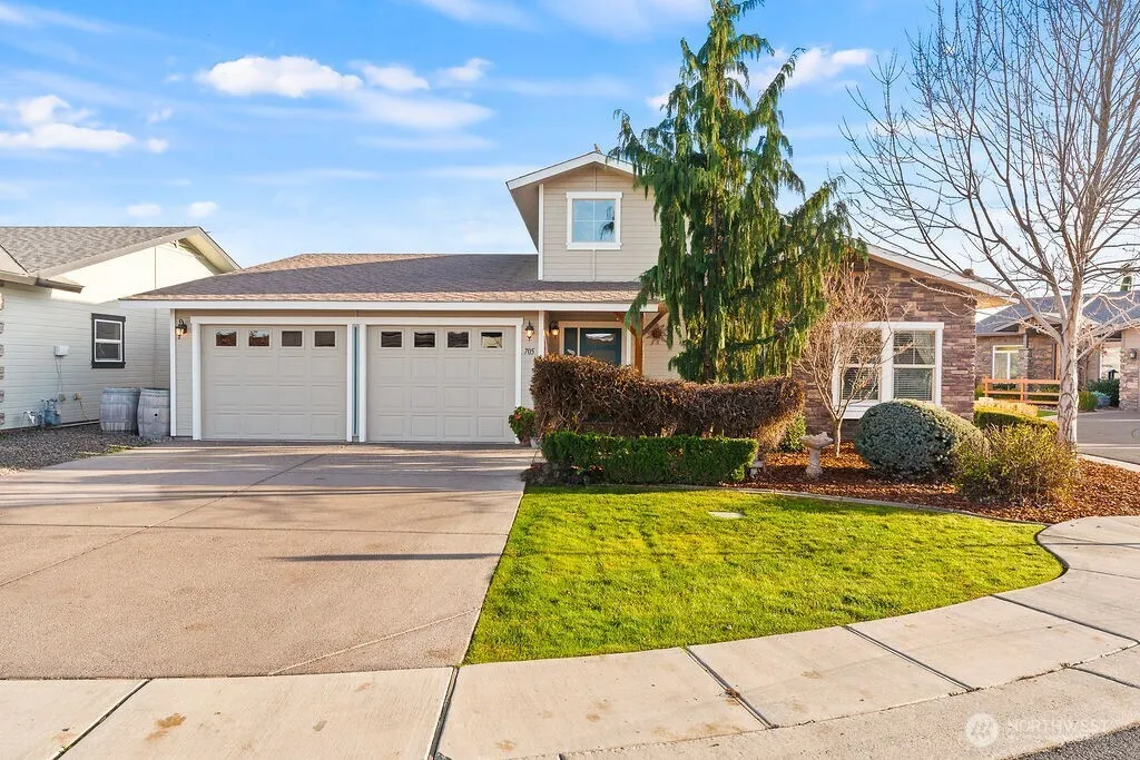 Property photo for 705 Kachess Lane, Zillah photo 2