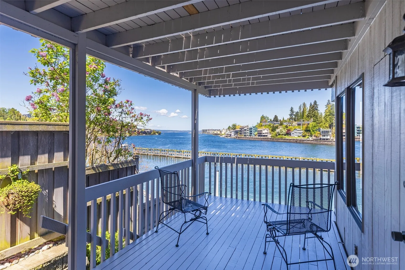 Property photo for 3510 W Commodore Way, Seattle photo 2