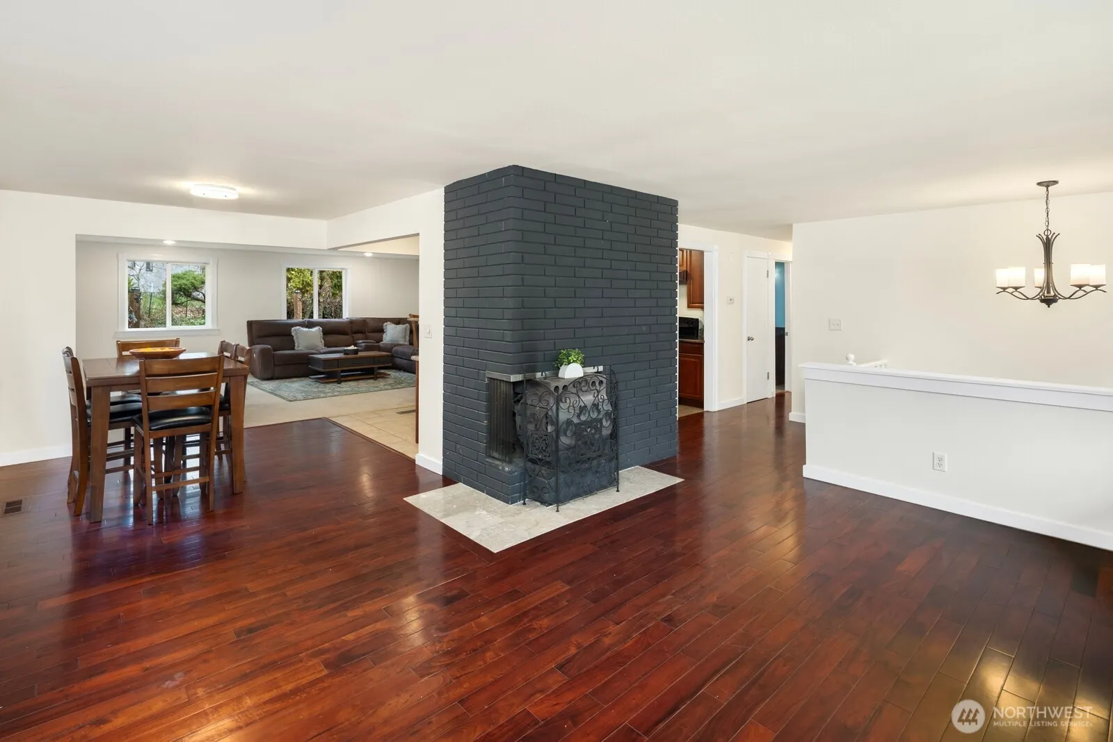 Property photo for 6024 S 127th Place, Seattle photo 4