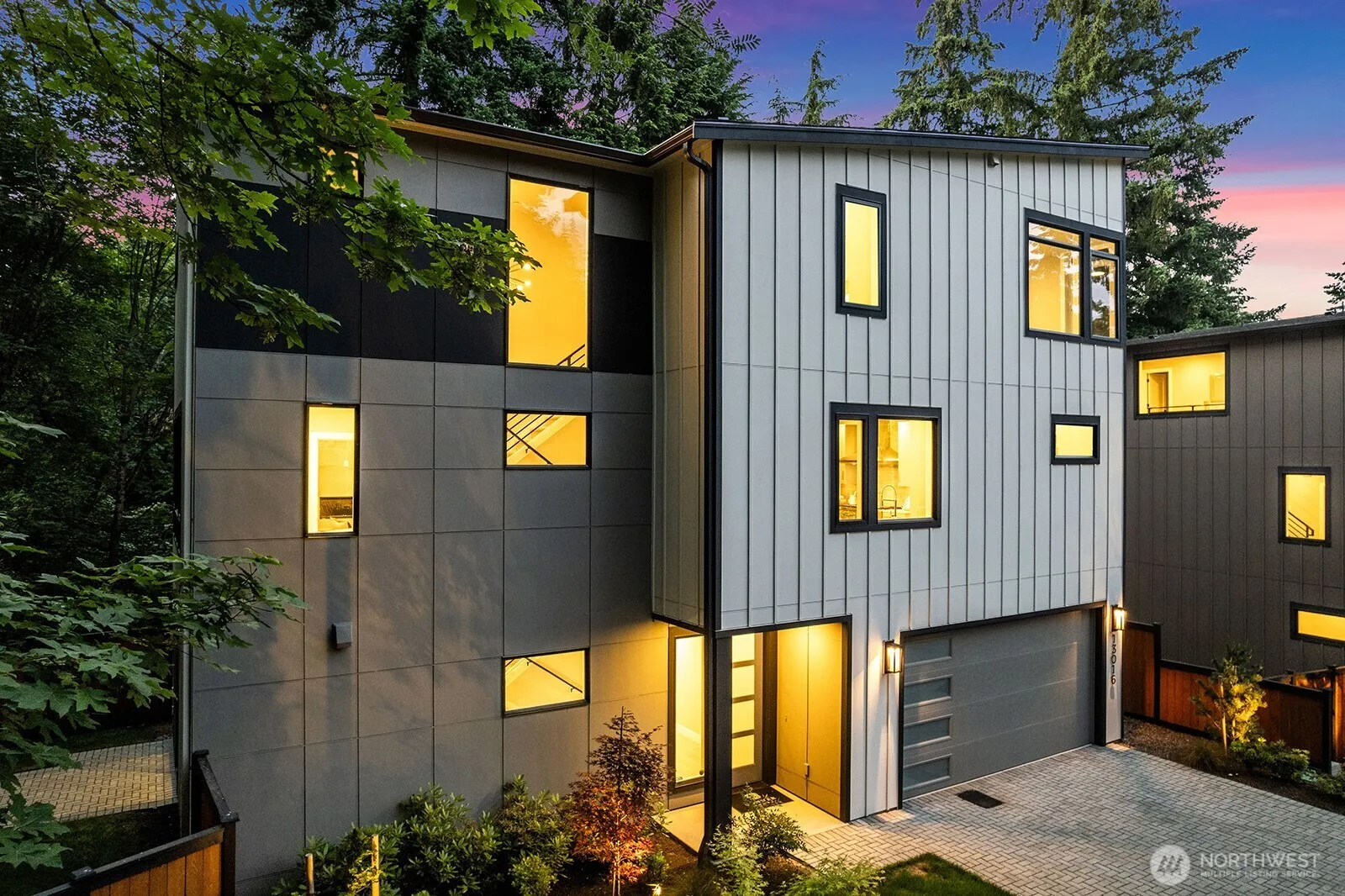 Property photo for 13016 Se 19th Court, Bellevue