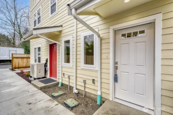 Property photo for 3403 S 144th Lane, Tukwila photo 3