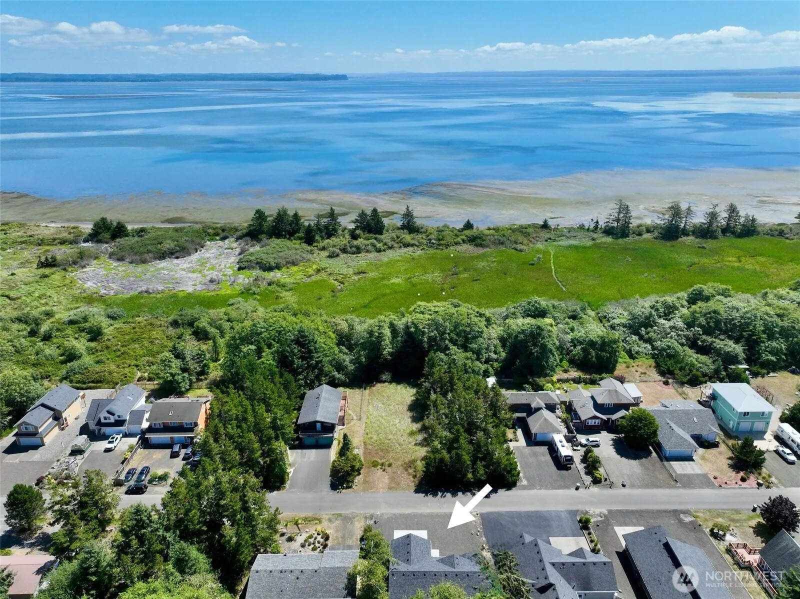 Property photo for 259 Olympic View Avenue Ne, Ocean Shores photo 2
