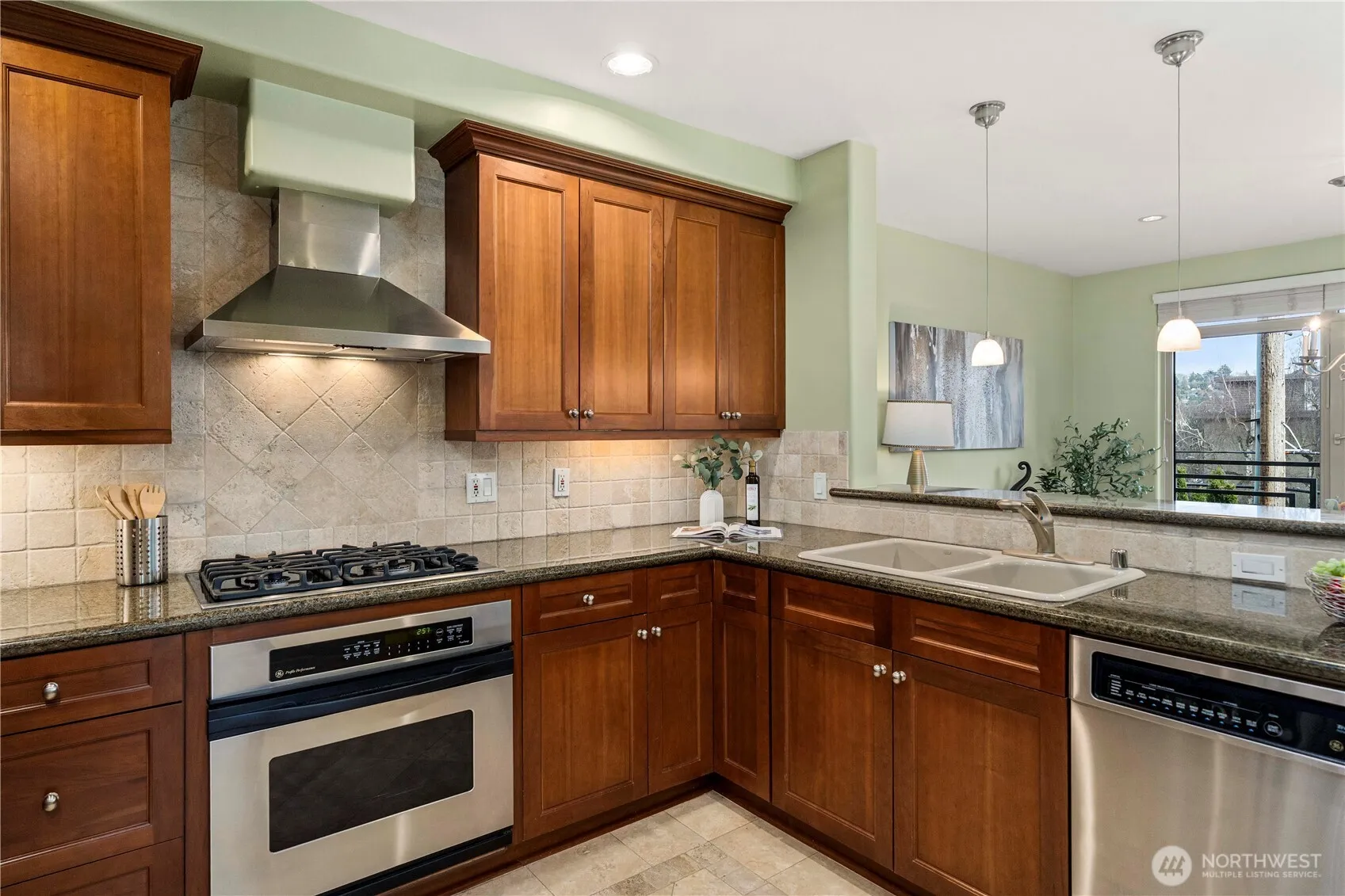 Property photo for 2551 Thorndyke Avenue W #102, Seattle photo 3