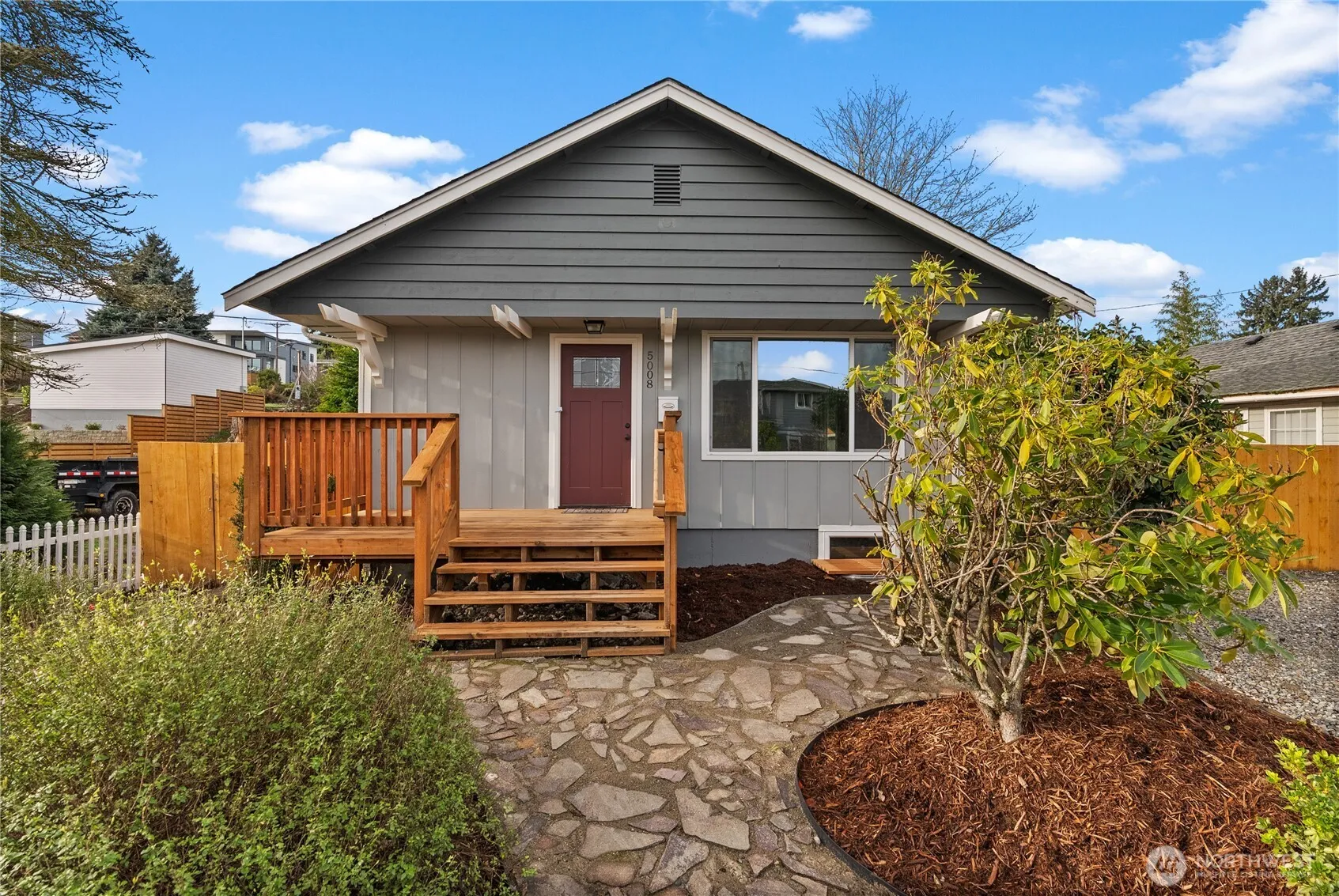 Property photo for 5008 N Visscher Street, Tacoma photo 2