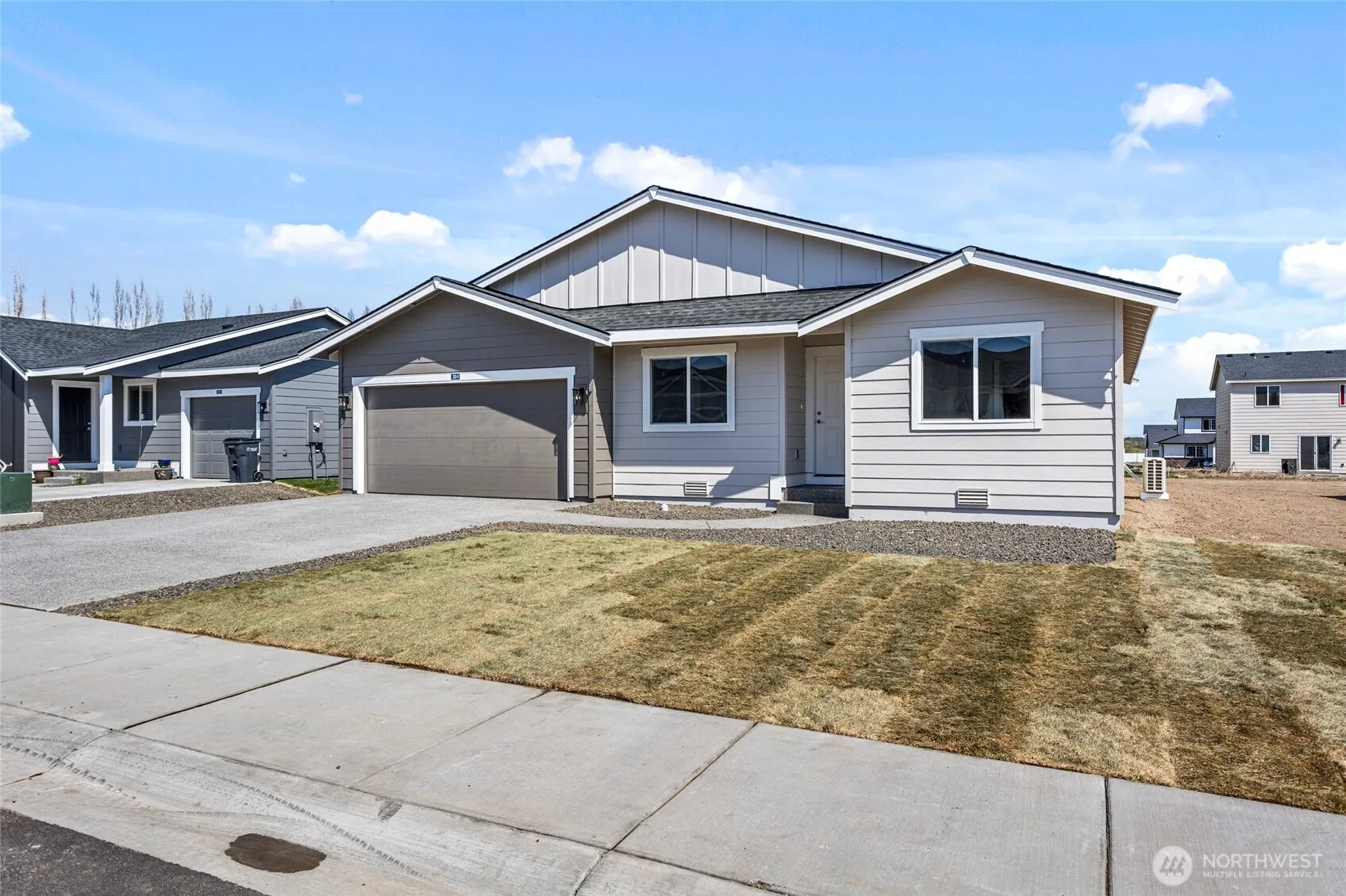 Property photo for 433 Pear Drive, Tieton photo 2