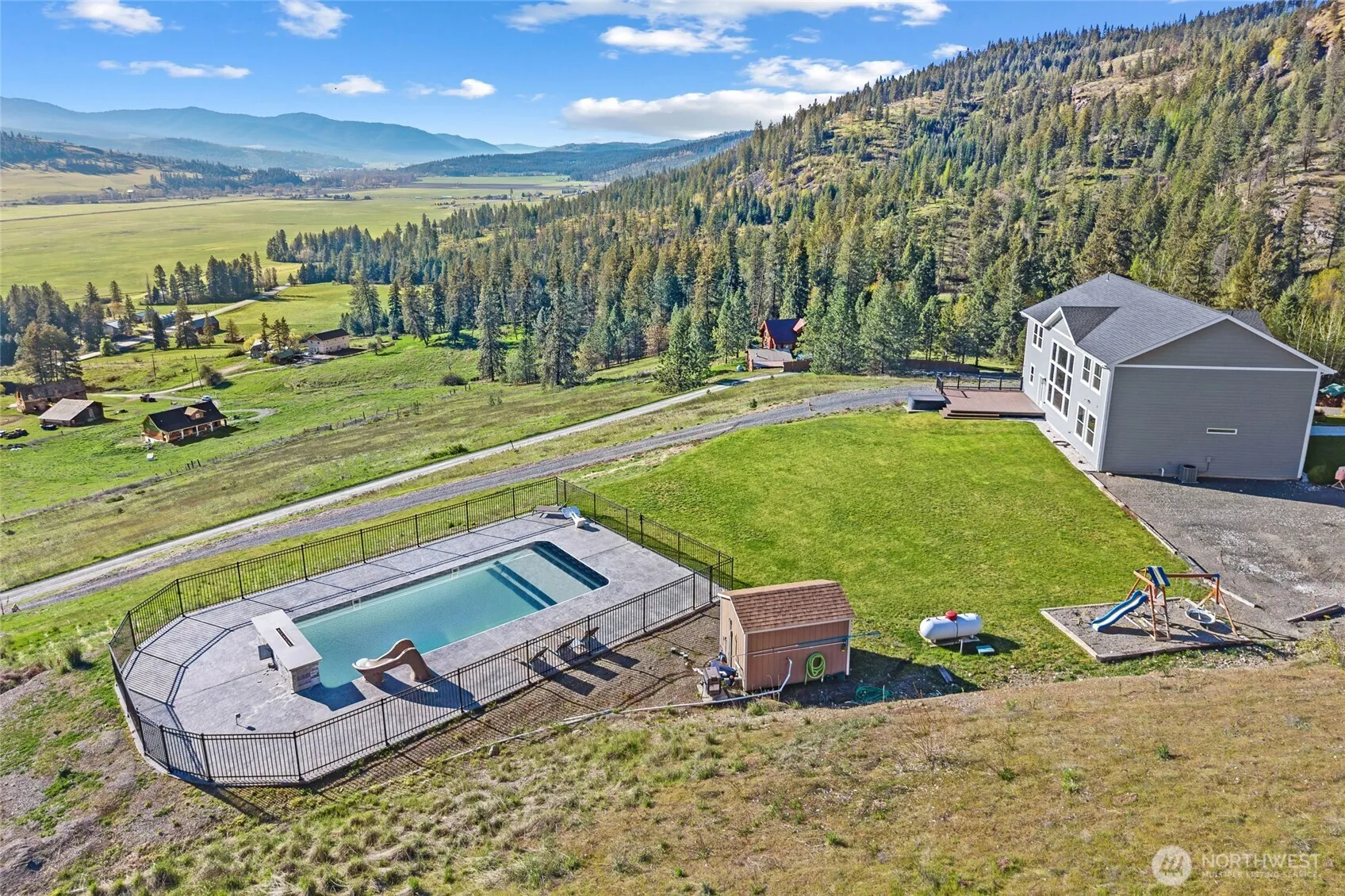 Property photo for 842 Valley Westside Road #u, Colville