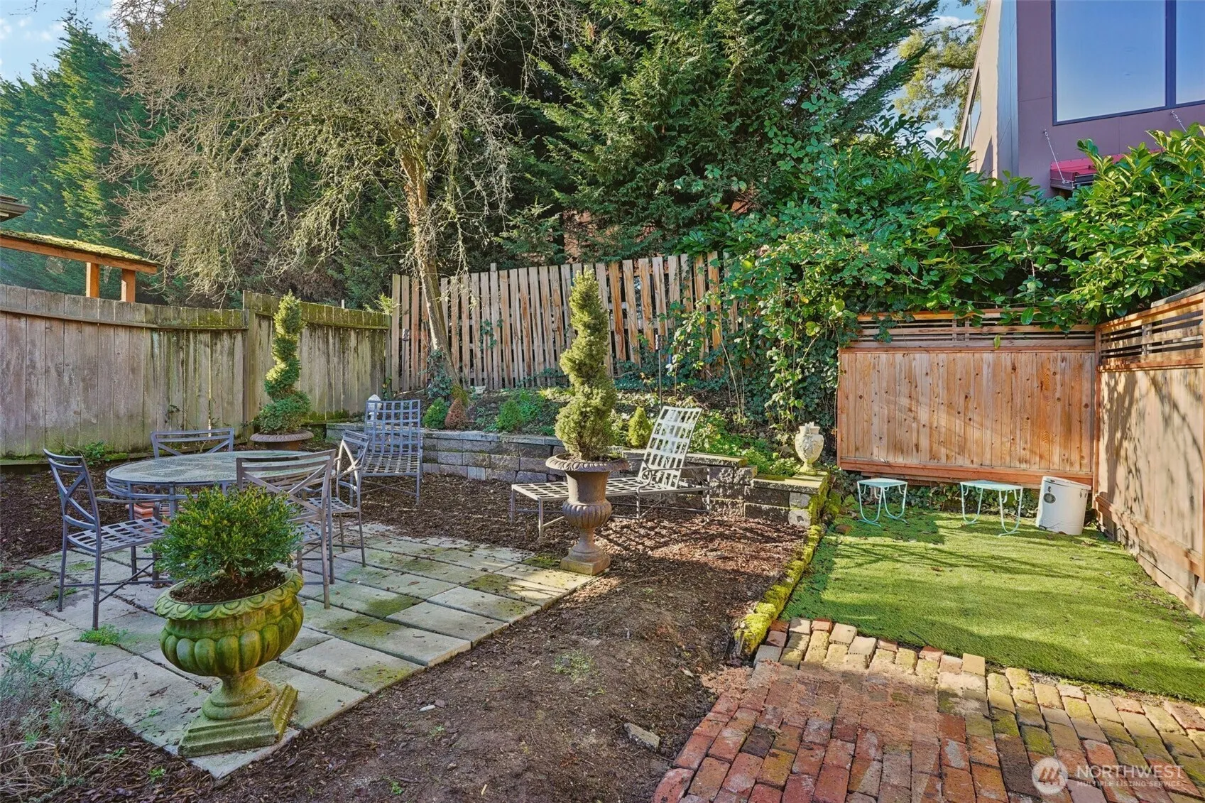 Property photo for 1113 33rd Avenue S, Seattle photo 3