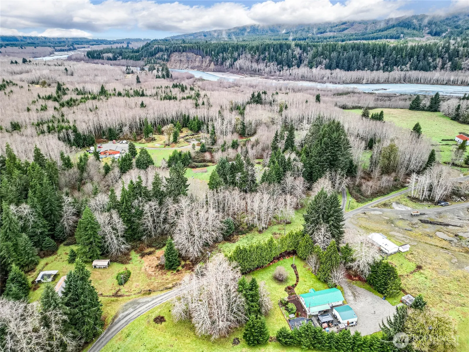 Property photo for 222 G&l Shake Road, Forks photo 4