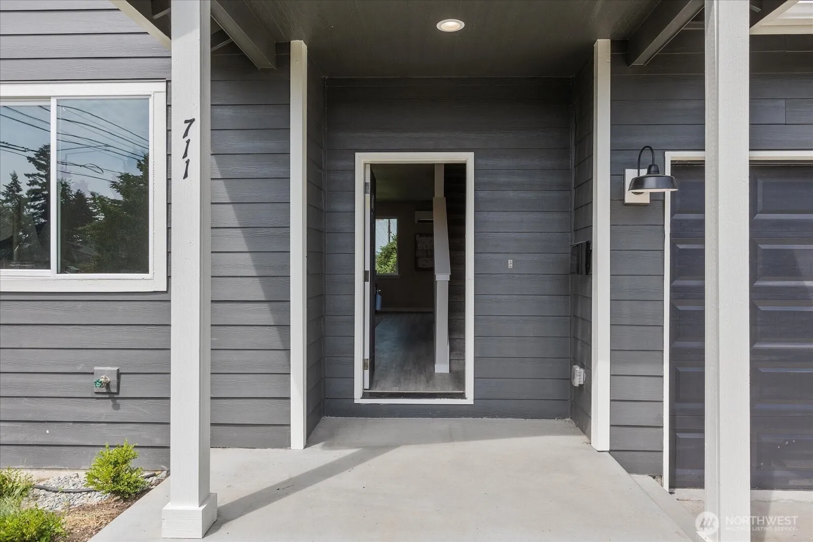 Property photo for 711 S 96th Street, Tacoma photo 3