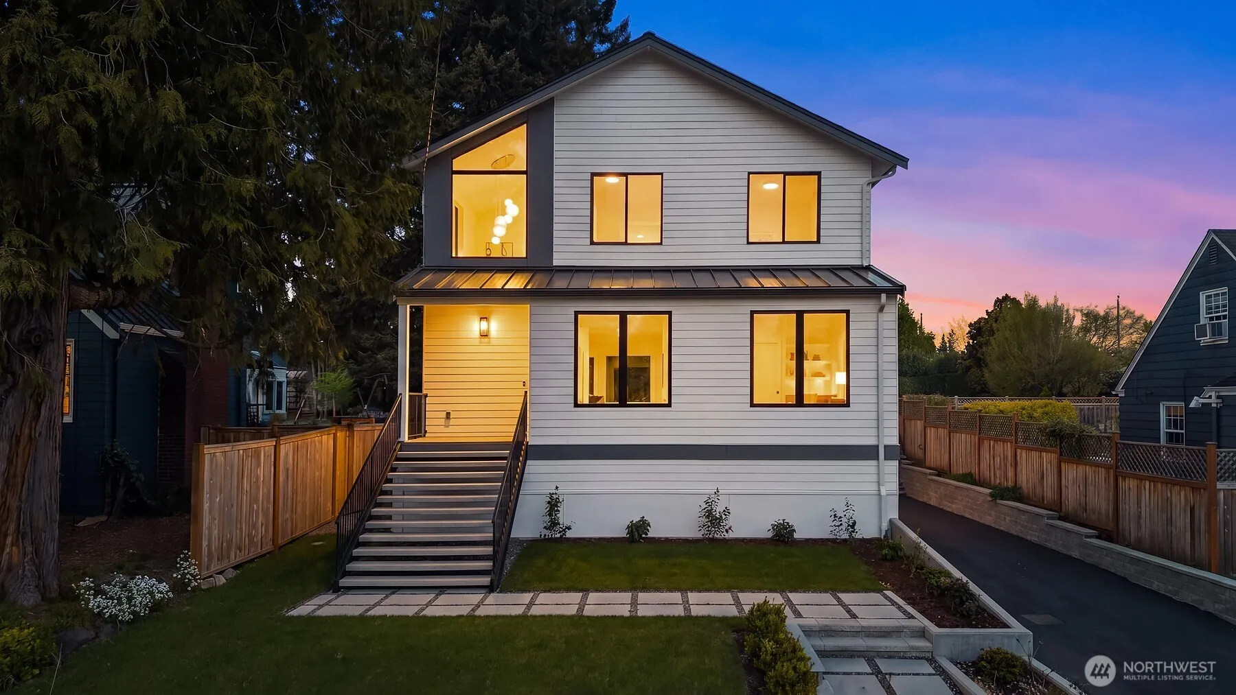 Property photo for 6214 40th Avenue Ne, Seattle photo 3
