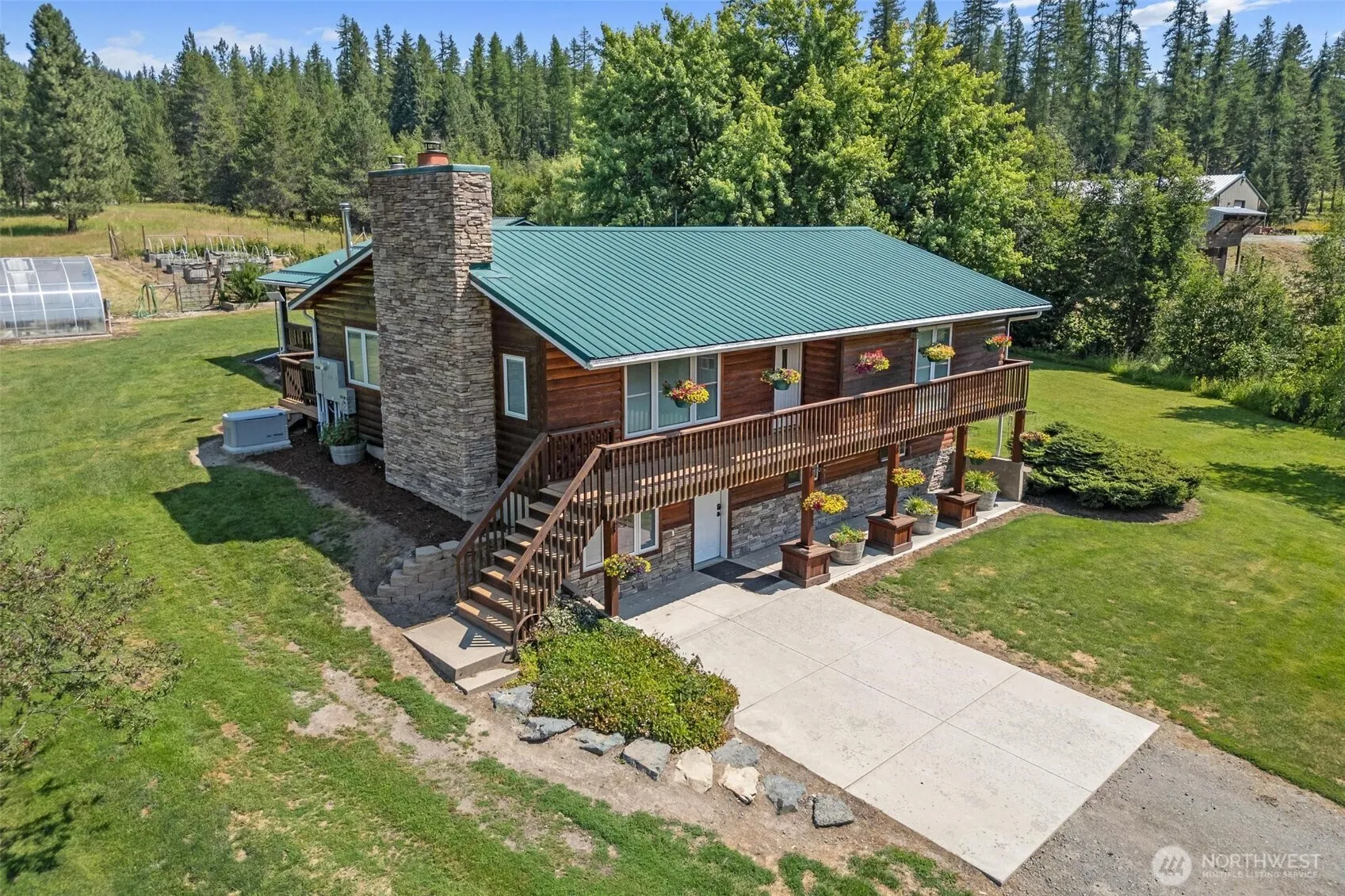 Property photo for 1381 Little Twin Lakes Road, Colville photo 4