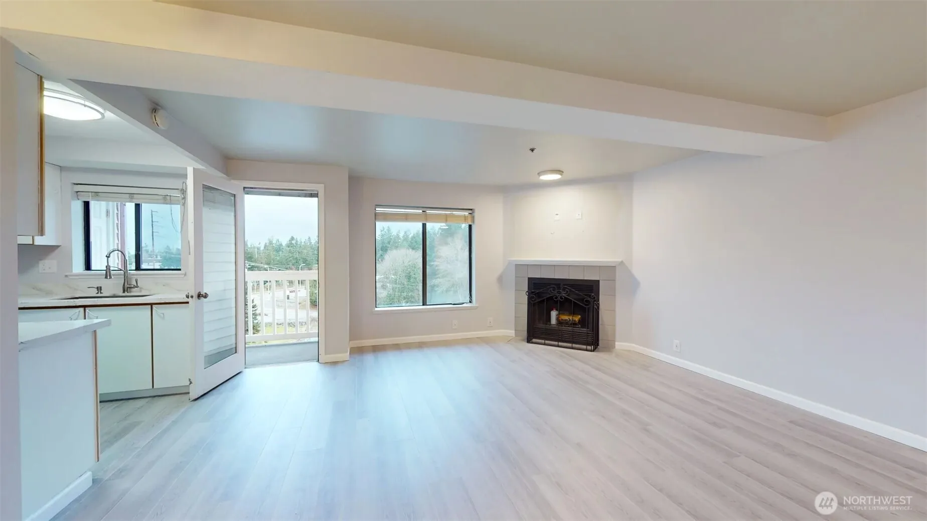 Property photo for 29645 18th Avenue S #a303, Federal Way photo 3